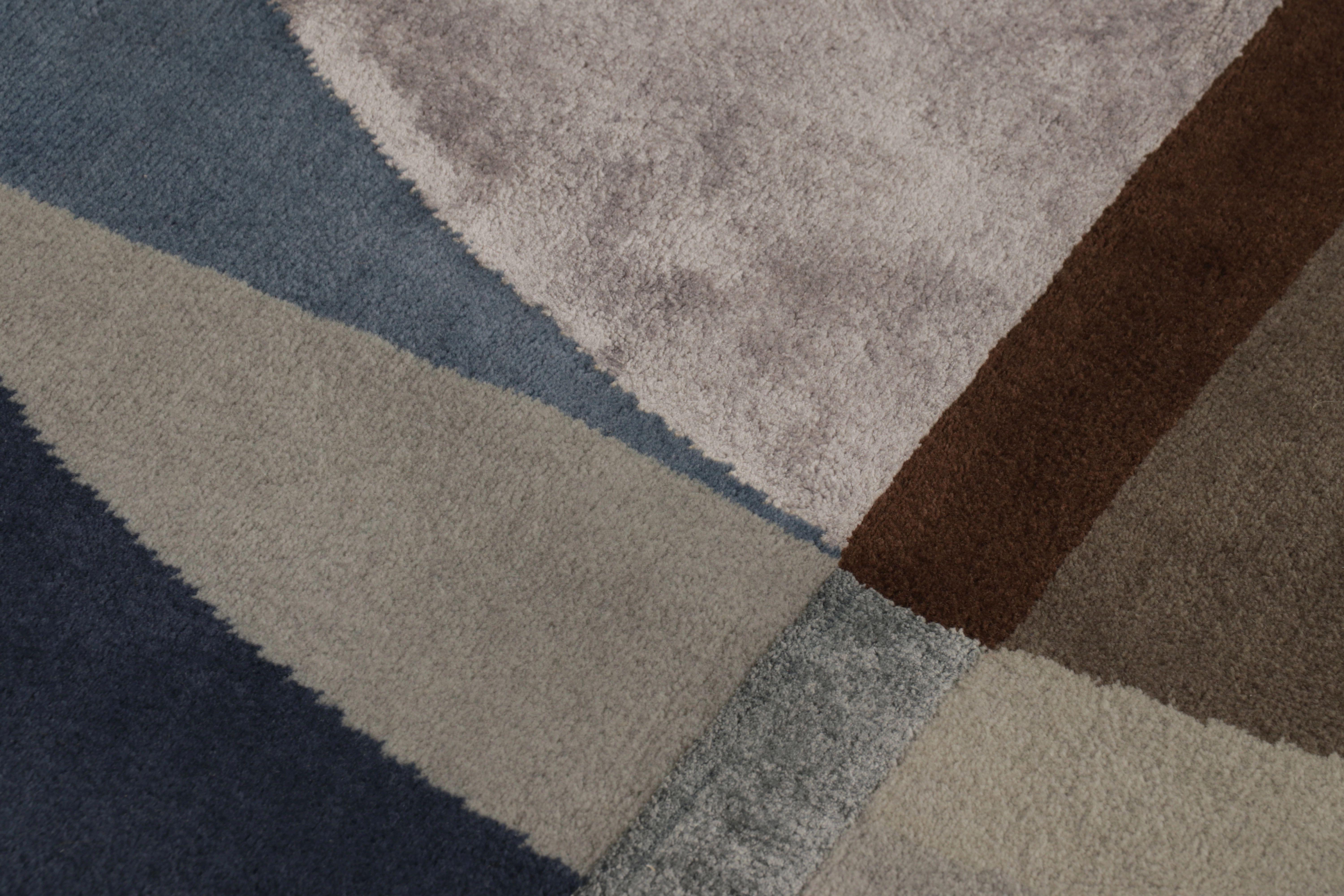 Rug & Kilim's Modern Rug in Mauve, Blau und Taupe Geometrische Collage (Art déco) im Angebot