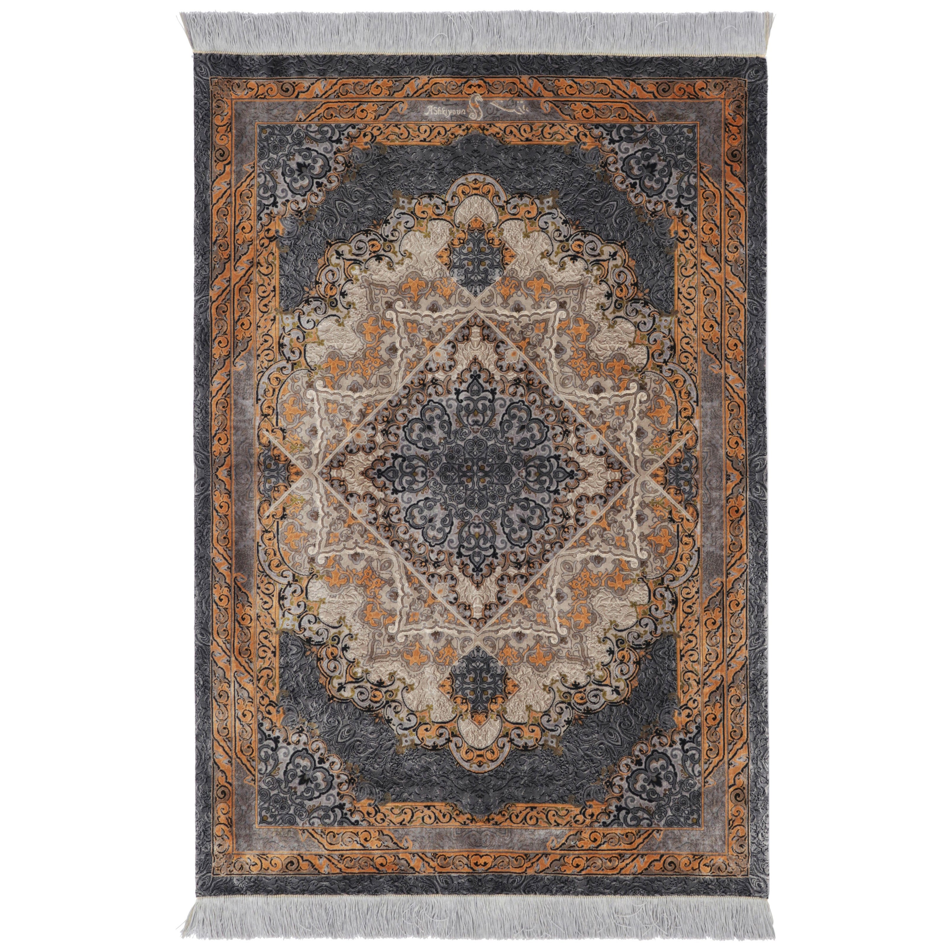 Rug & Kilim's Modern Rug in Silber, Gold und Weiß mit Medaillon Nika im Angebot