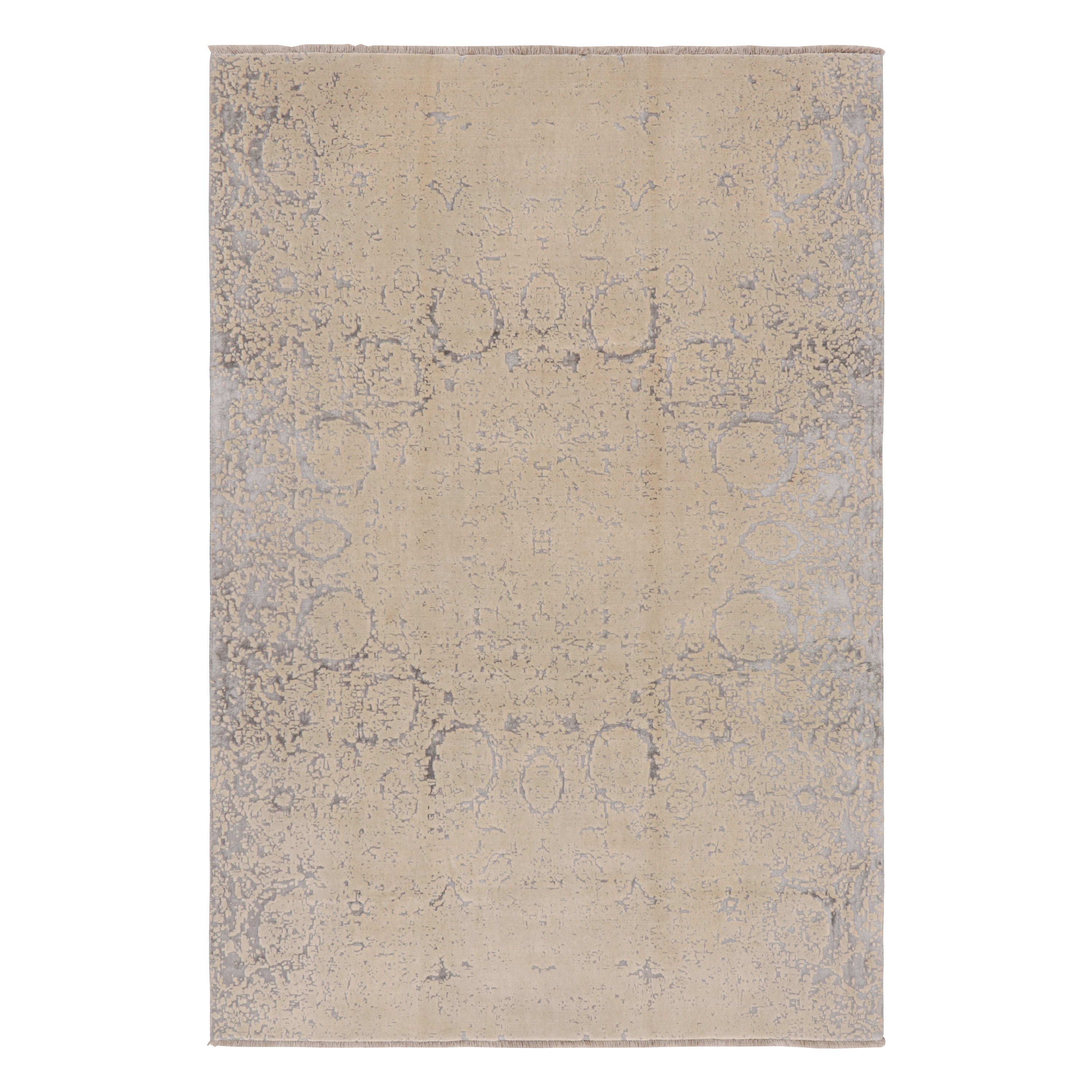 Rug & Kilim’s Modern Rug in Silver-Gray with Cream Abstract Patterns For Sale