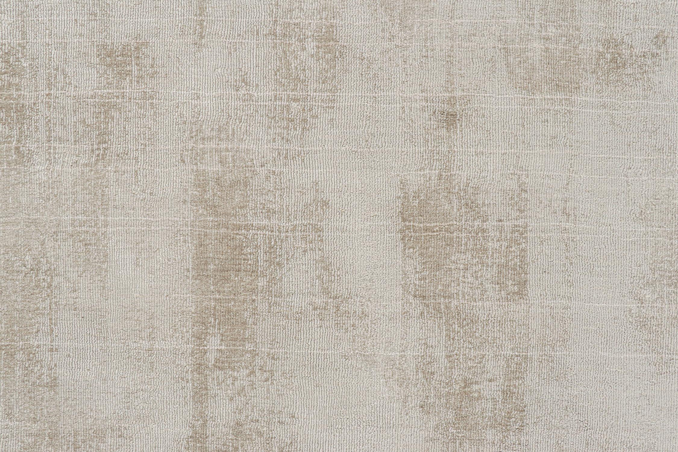 Contemporary Rug & Kilim’s Modern Rug in Solid Beige For Sale
