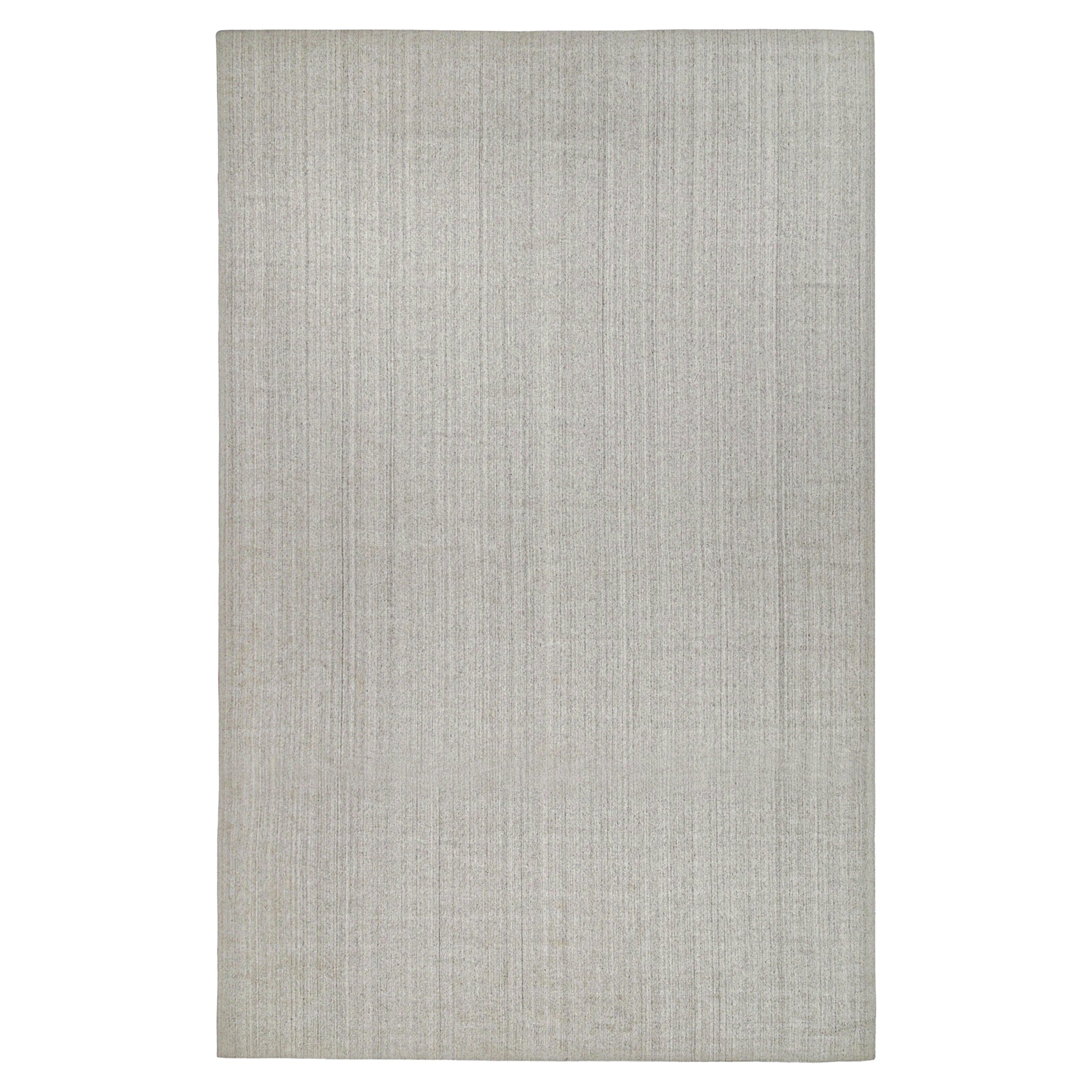 Esta alfombra contemporánea de 12x15 es una gran novedad de la colección Texture of Color de Rug & Kilim. Anudado a mano en seda artística y algodón. 

Los entendidos notarán que esta pieza es de nuestra nueva línea Light on Loom, que incluye