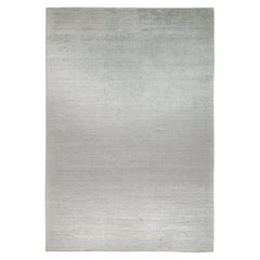 Moderner Teppich von Rug & Kilim in Grau und Off-White Striae