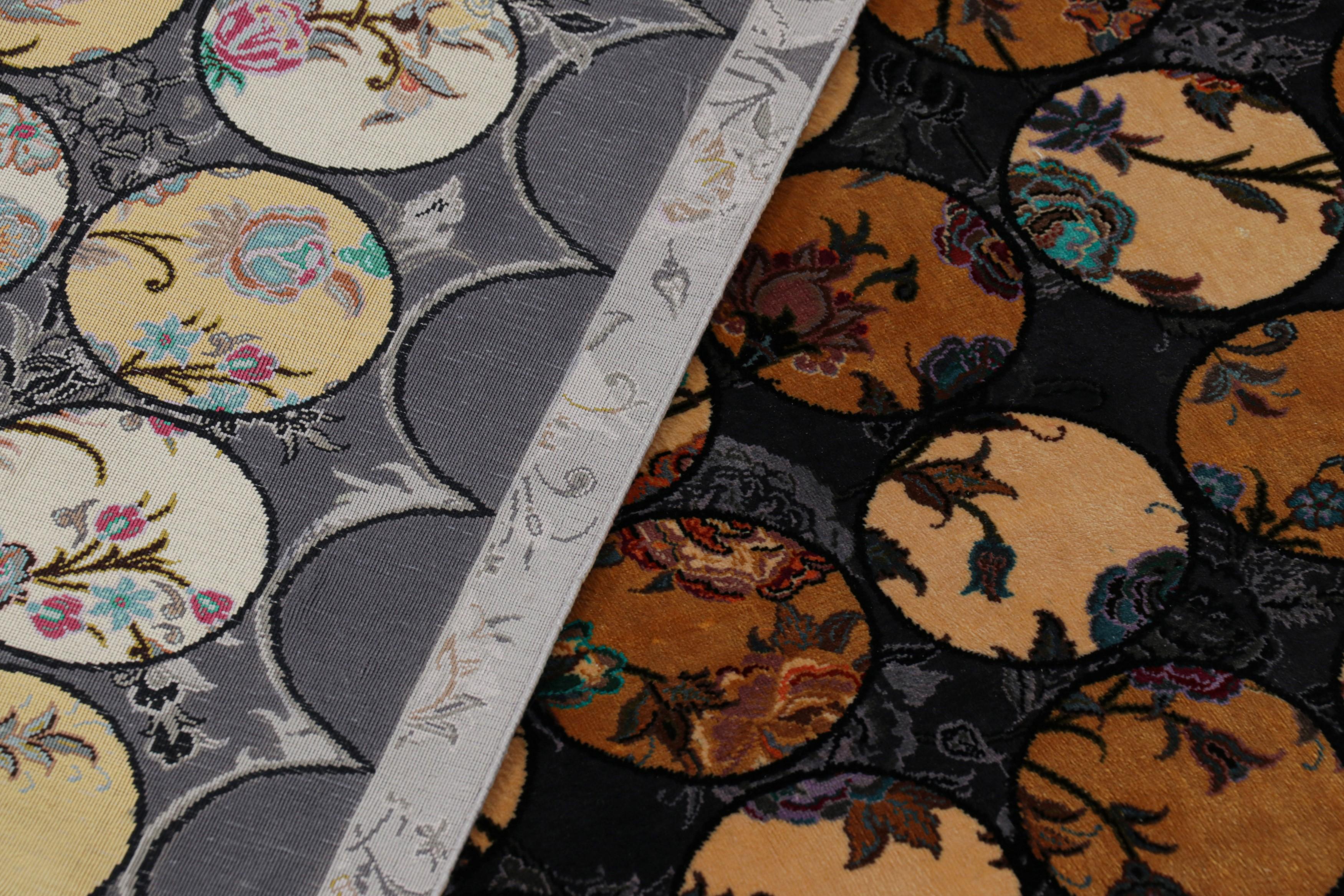 Soie Rug & Kilim's Modernity Rug with Polychromatic Floral Patterns Sayeh en vente