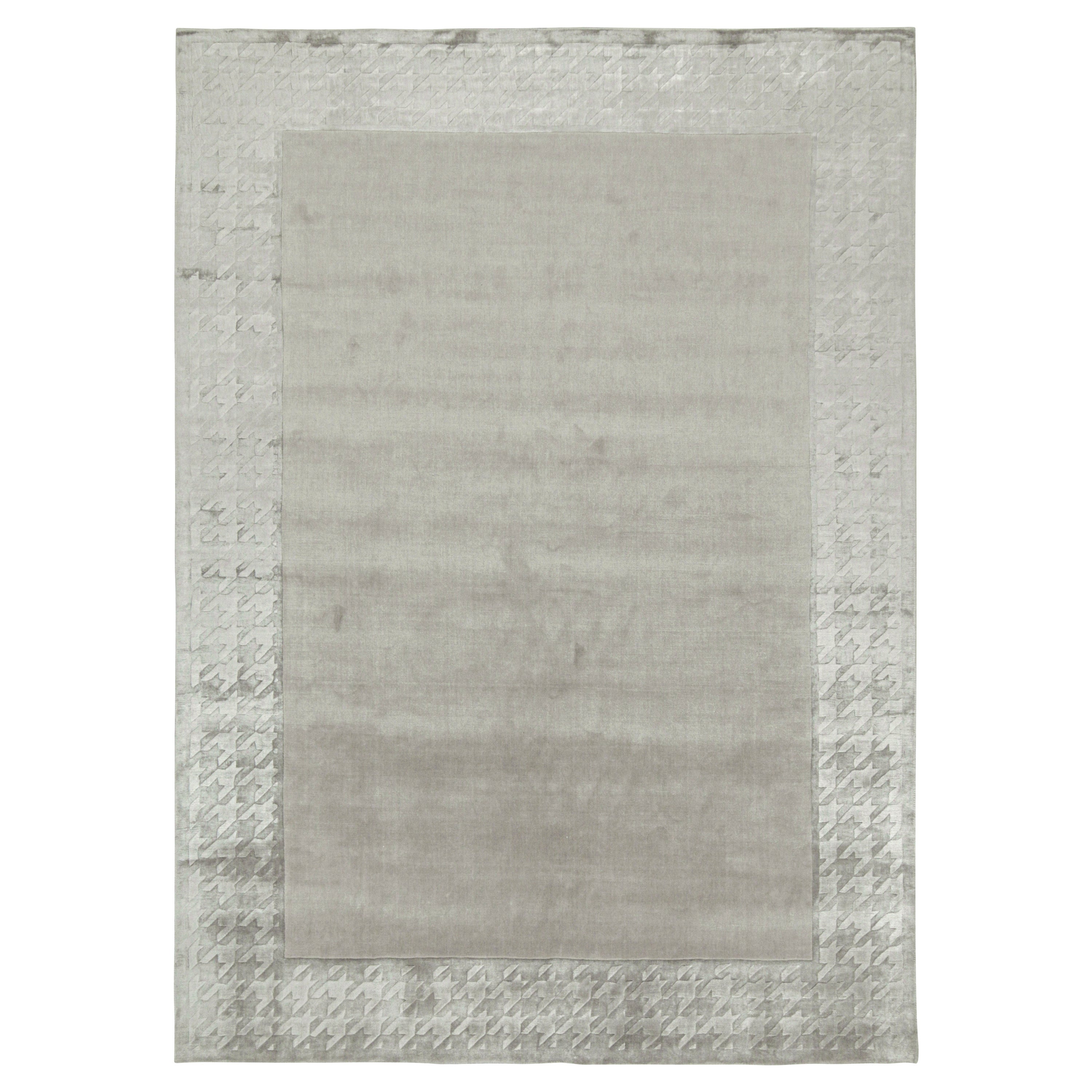 This 8x11 rug is a grand new entry to Rug & Kilim’s Texture of Color Collection. 

Connoisseurs will note this piece is from our new Light on Loom line, which includes quicker custom capabilities than ever before. This piece and others like it can
