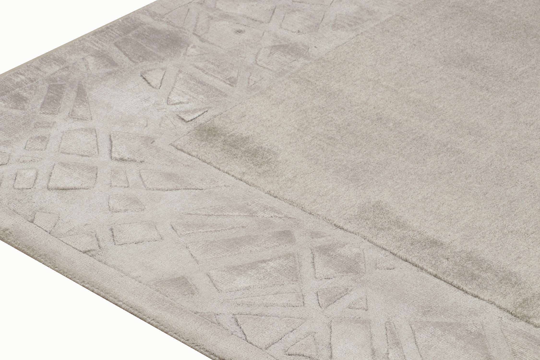 Rug & Kilim’s Modern Rug with Taupe Open Field and Silver-Gray Border In New Condition For Sale In Long Island City, NY