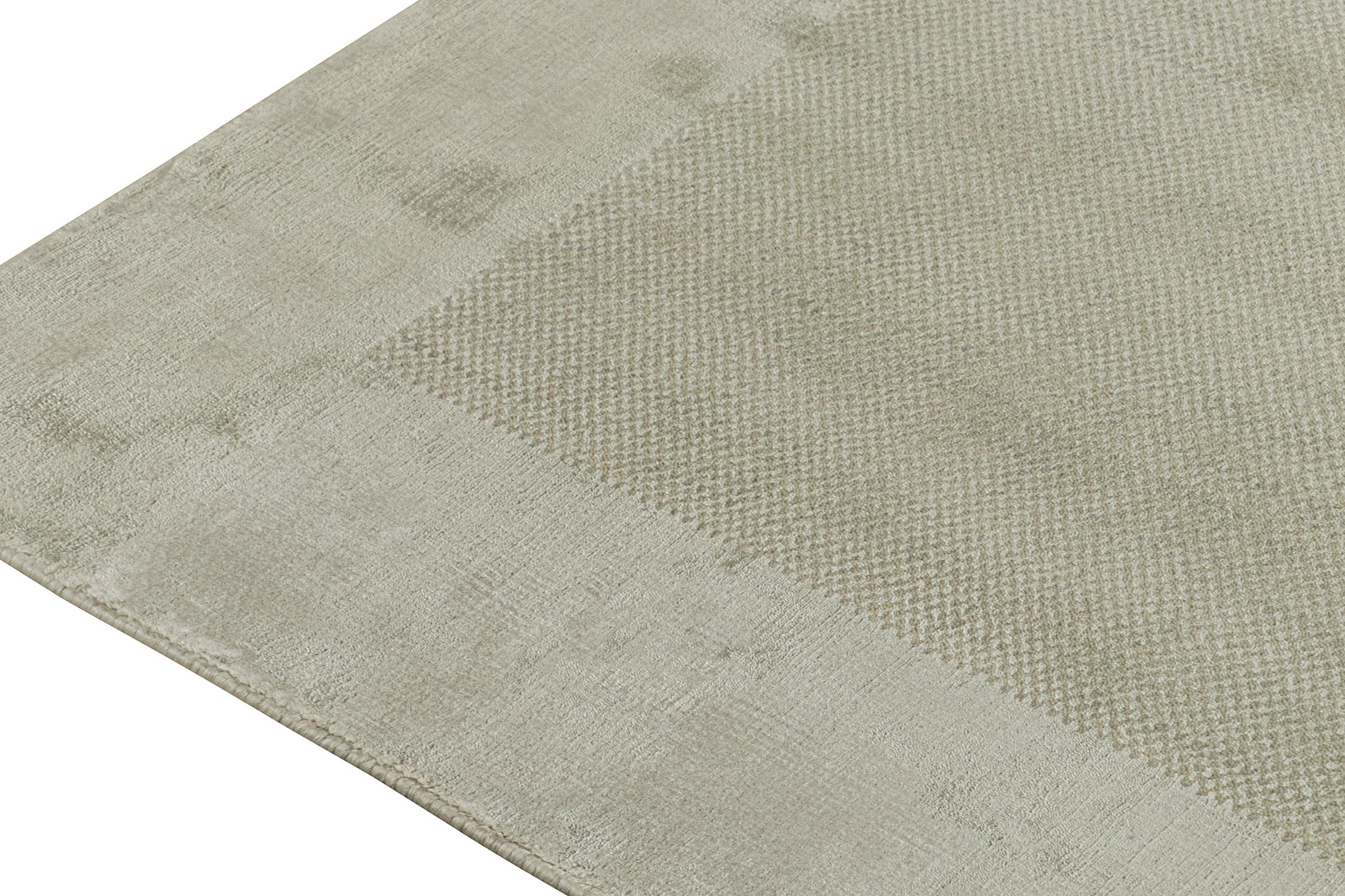 Rug & Kilim’s Modern Rug with Taupe Open Field and Silver-Grey Border In New Condition For Sale In Long Island City, NY