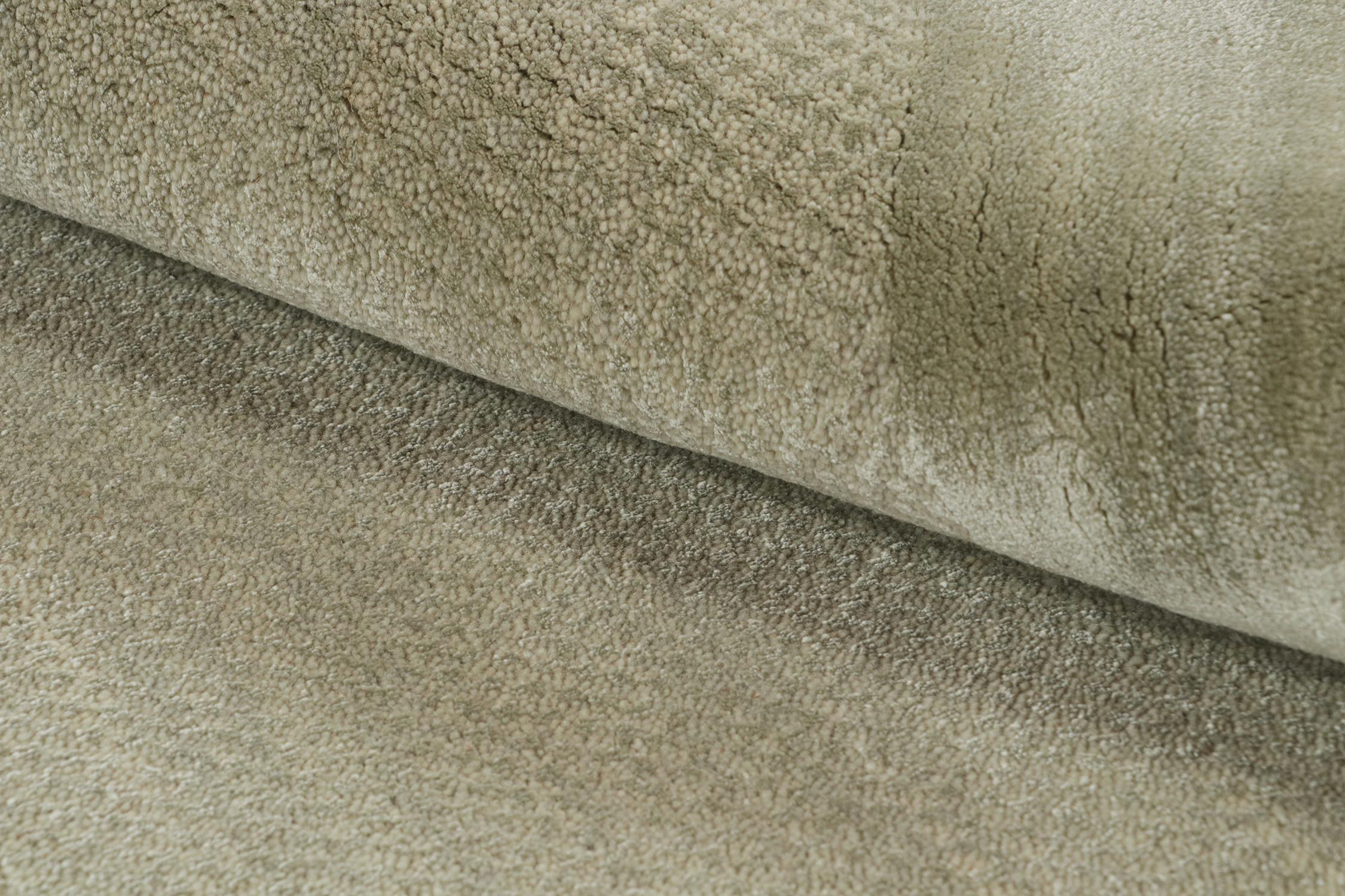 Silk Rug & Kilim’s Modern Rug with Taupe Open Field and Silver-Grey Border For Sale