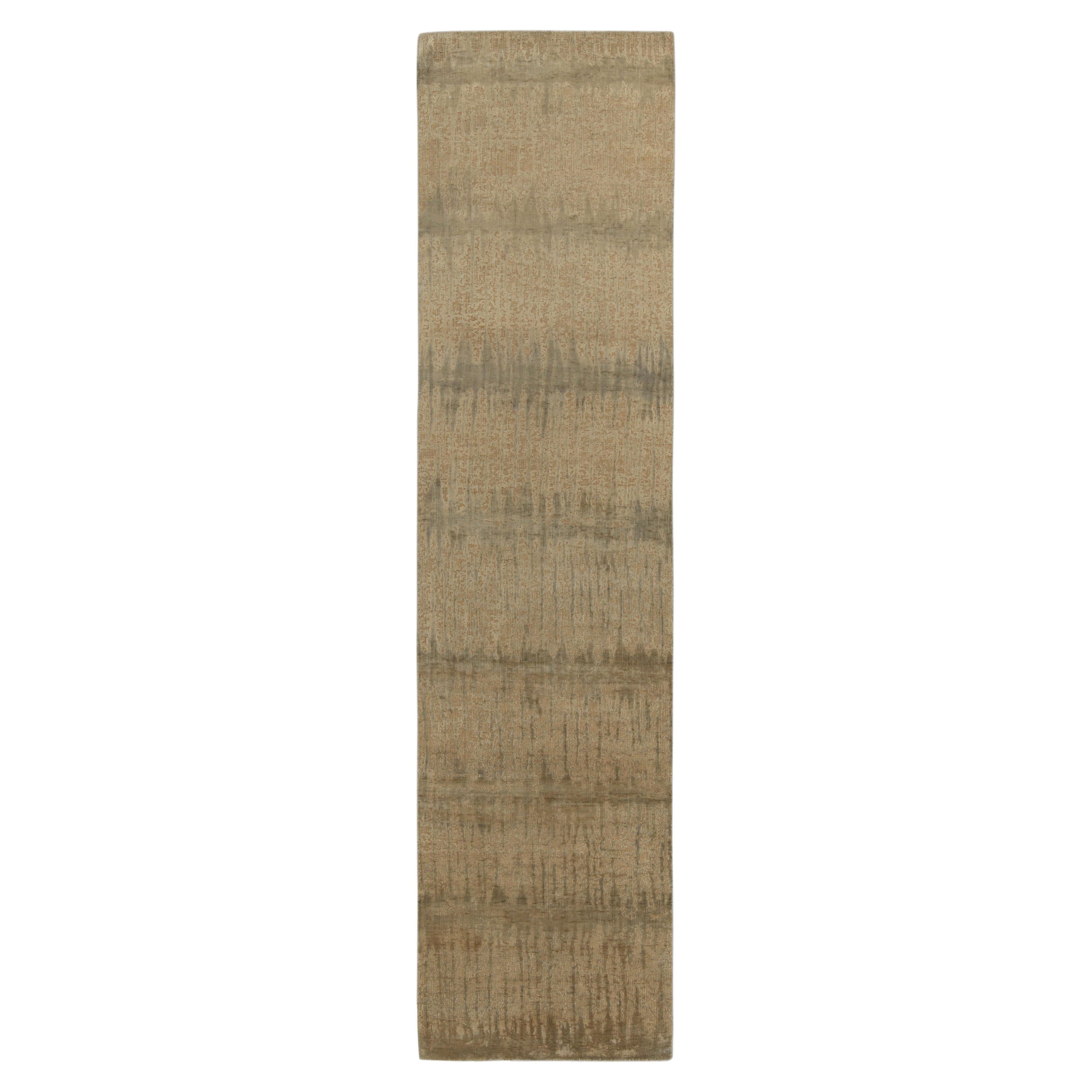Rug & Kilim’s Modern Runner in Beige-Brown High-Low Abstract Pattern For Sale