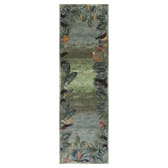 Alfombra moderna Rug & Kilim con estampados de campo abierto, flores y animales