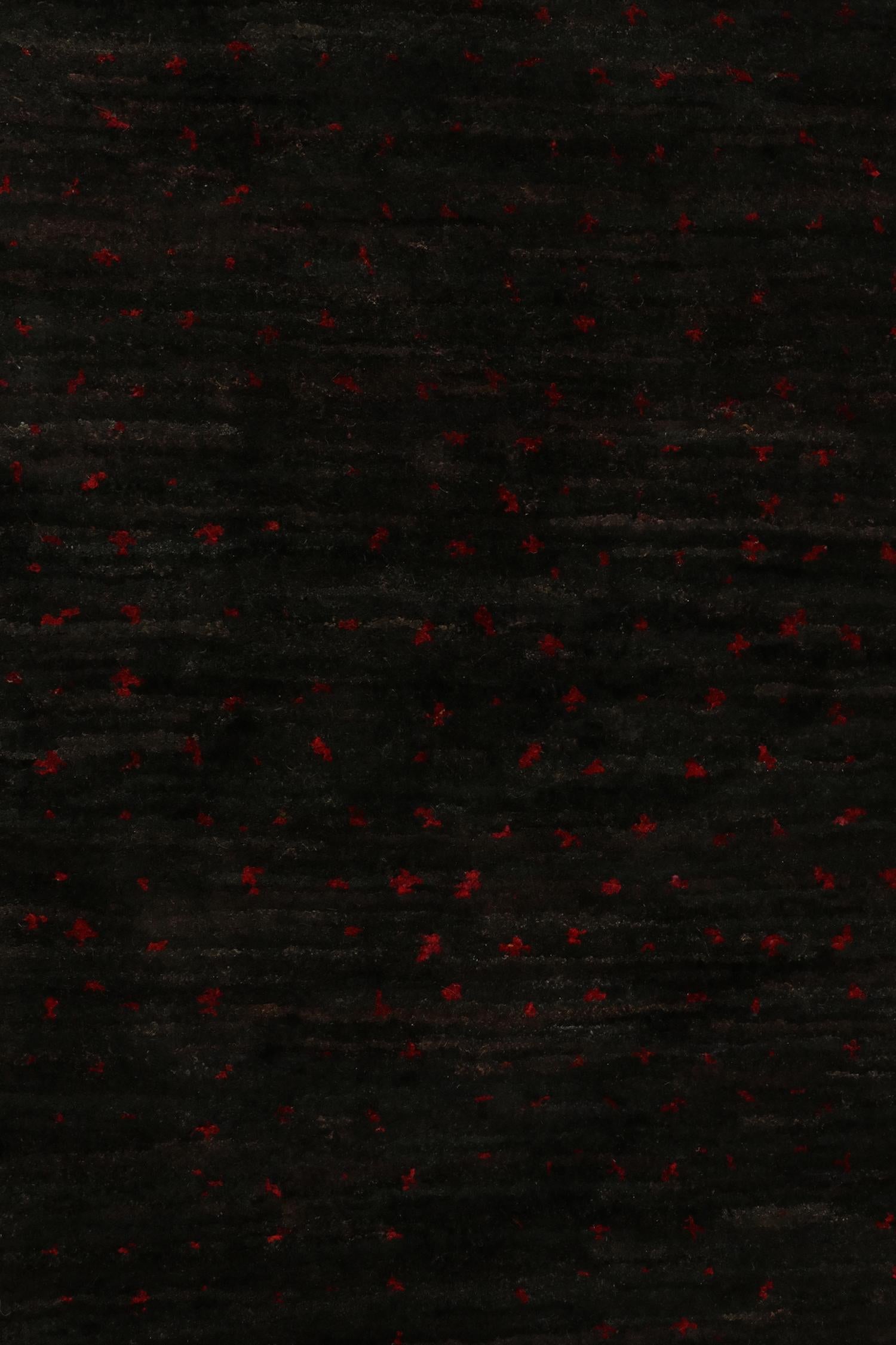 Rug & Kilim's Modern Runners in Black with Red Dots Pattern (Tapis de course modernes en noir avec motifs de points rouges) Neuf - En vente à Long Island City, NY