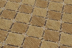 Rug & Kilim's Modern Scandinavian Style Teppich mit beige-braunen geometrischen Mustern