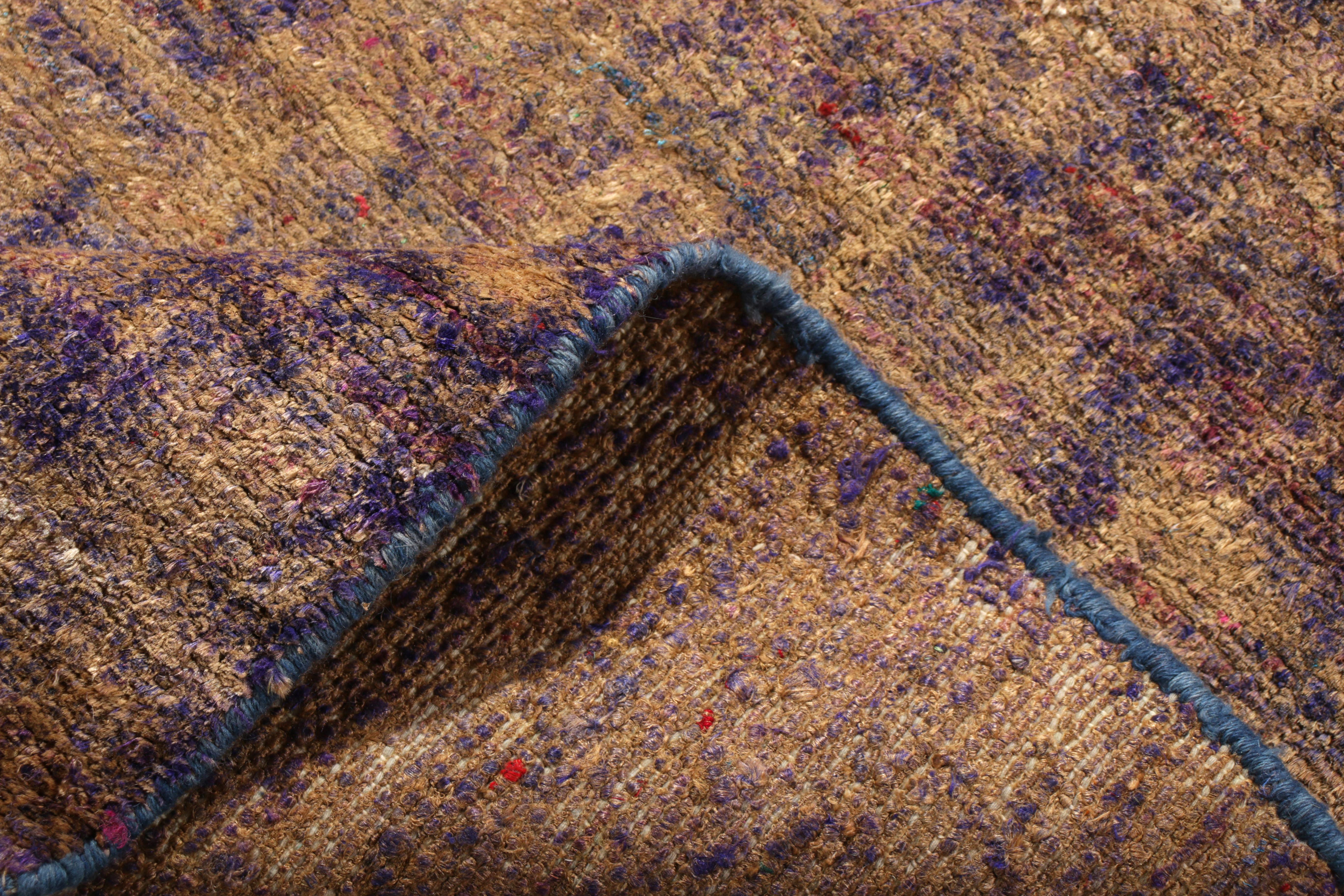 Rug & Kilim's Modern Silk Rug Beige Brown Textural Custom Pattern (Handgeknüpft) im Angebot