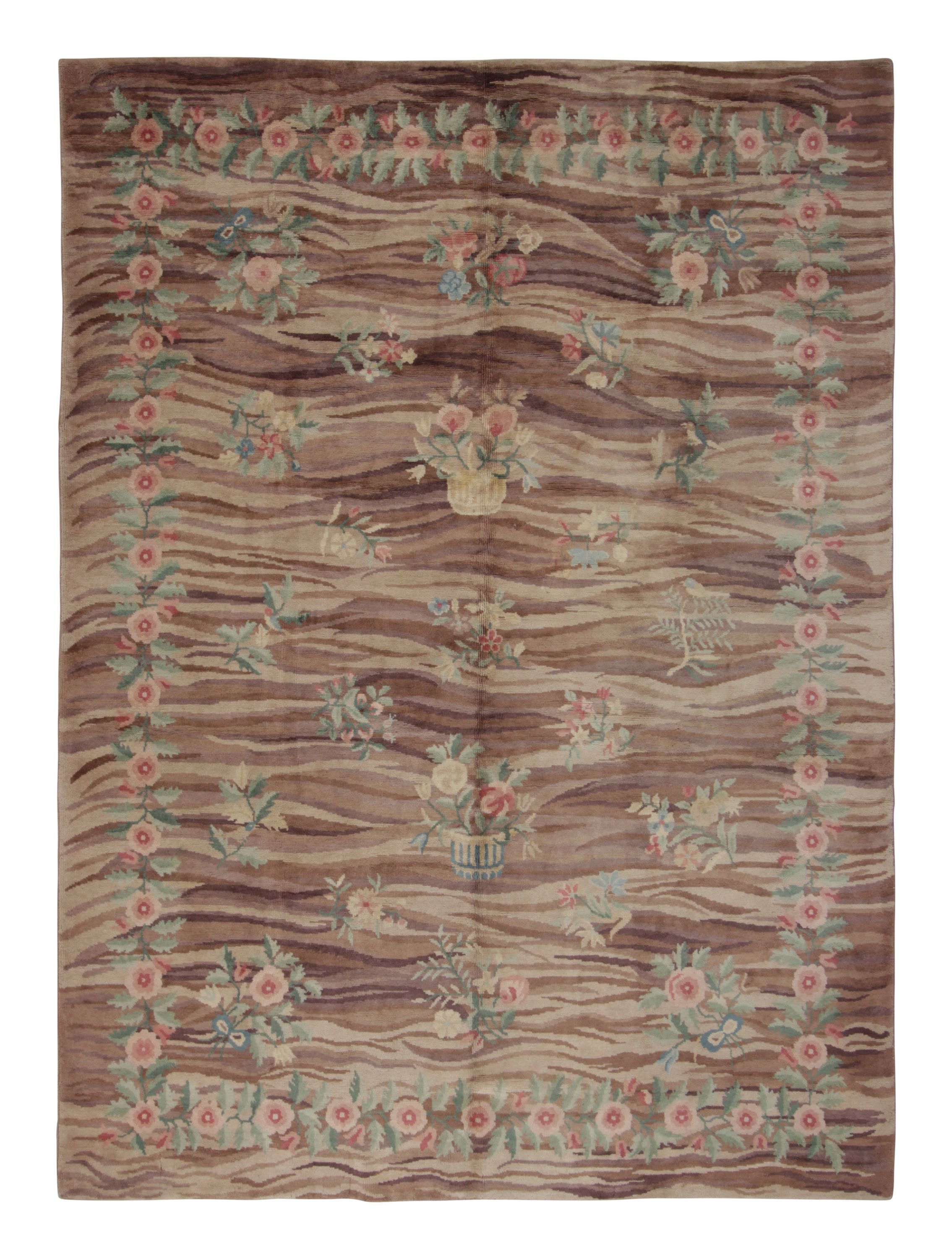 Rug & Kilim’s Modern Spanish European Rug in Brown with Floral Patterns “Bilbao”