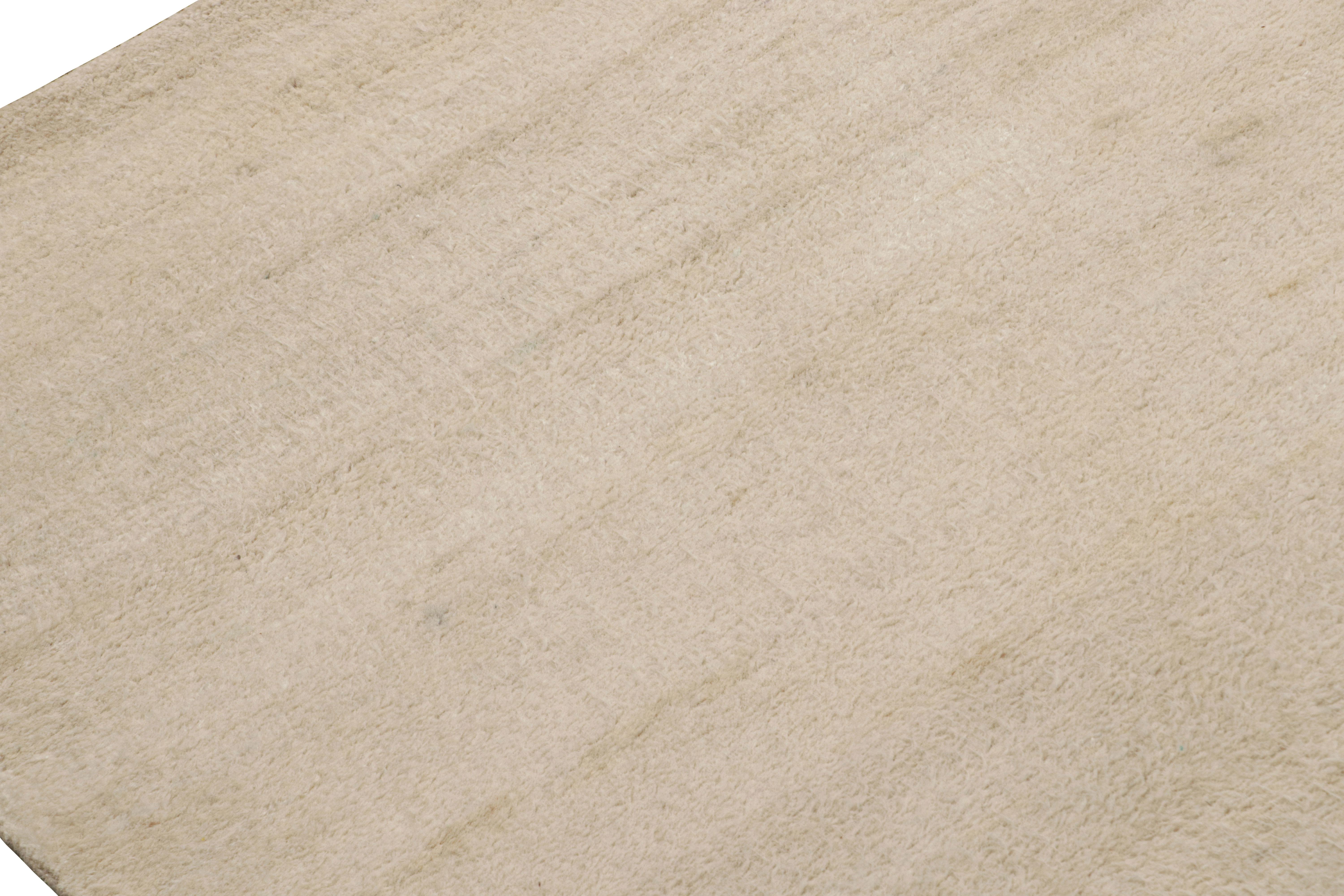 Rug & Kilim's Modern Textural Oversized Rug With Striae of Beige (Tapis surdimensionné moderne avec des rayures de couleur beige) Neuf - En vente à Long Island City, NY