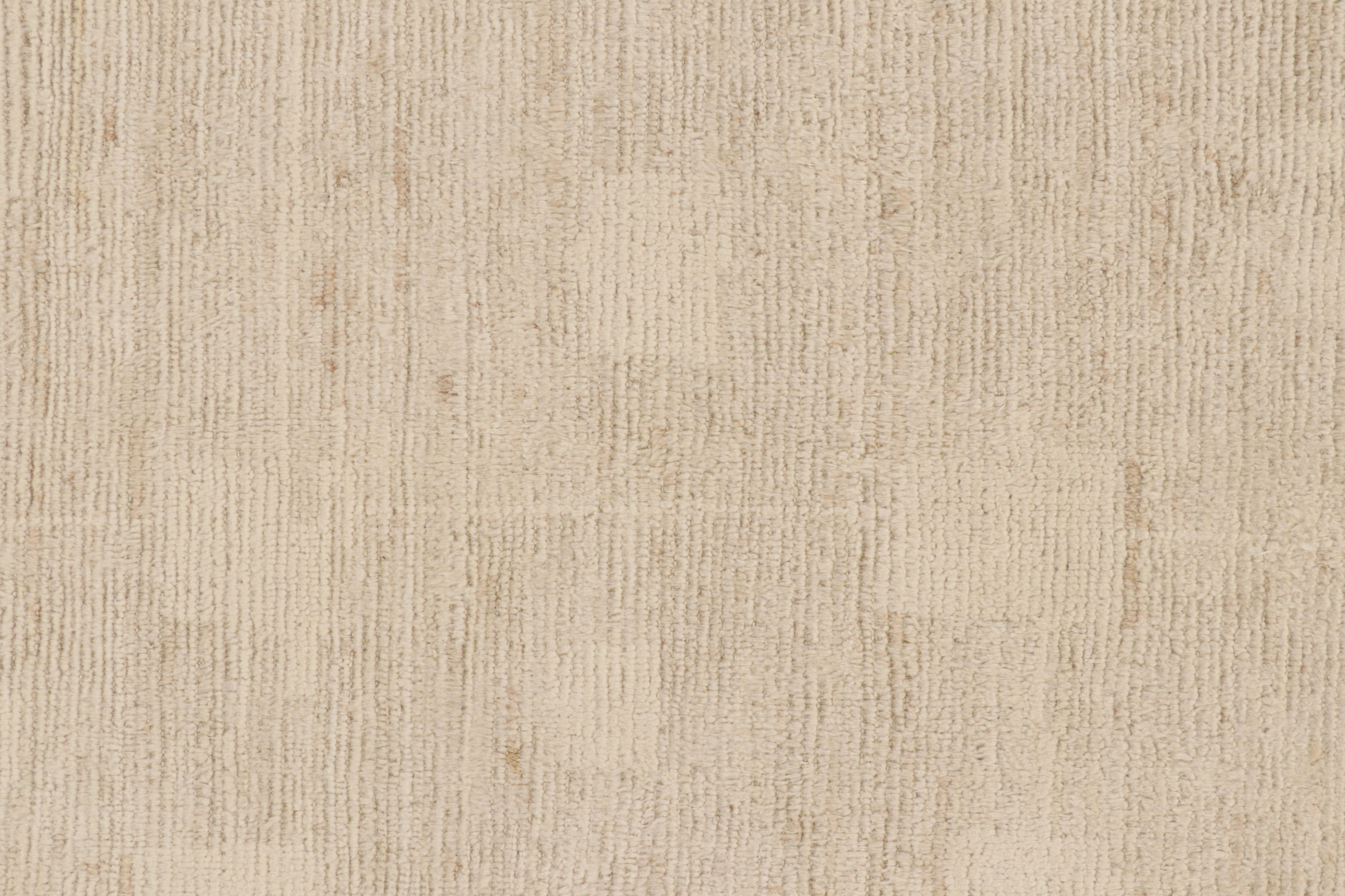 Rug & Kilim's Moderner Strukturteppich in Beige und Creme mit Rippenmustern (Pakistanisch) im Angebot