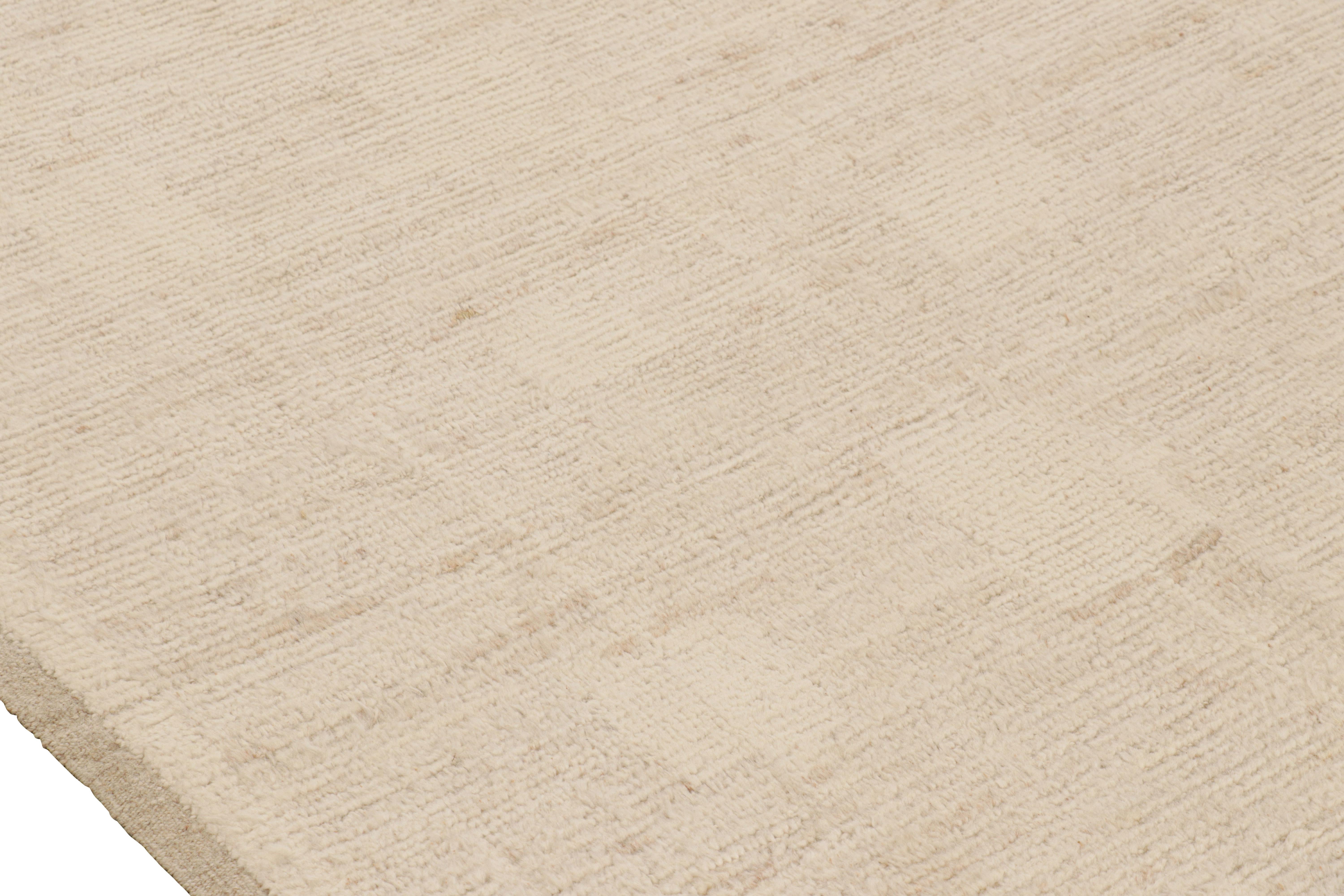 Rug & Kilim's Moderner Strukturteppich in Beige und Creme mit Rippenmustern (21. Jahrhundert und zeitgenössisch) im Angebot