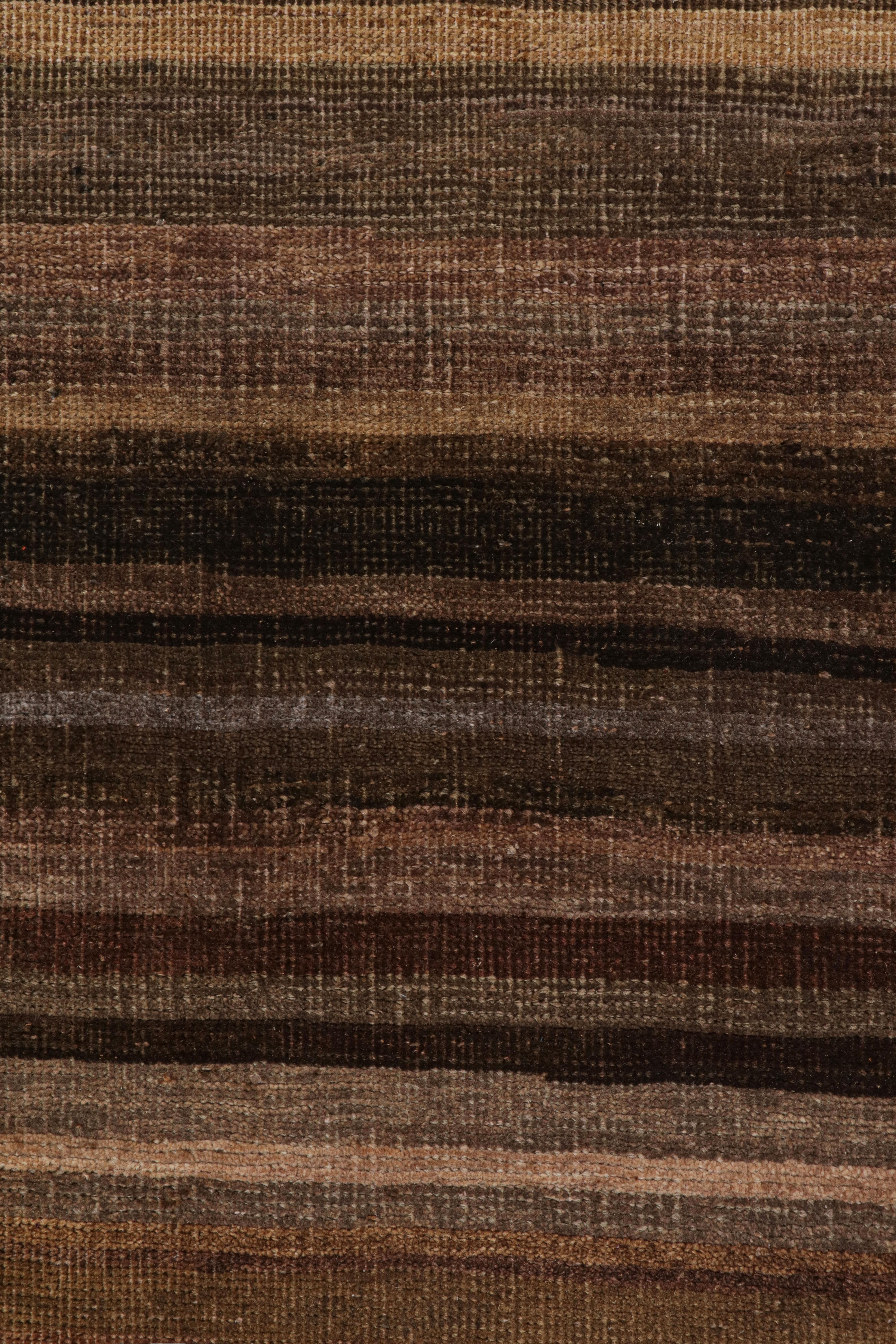 Rug & Kilim: Tappeto moderno a righe e strisce beige-marrone e umbro