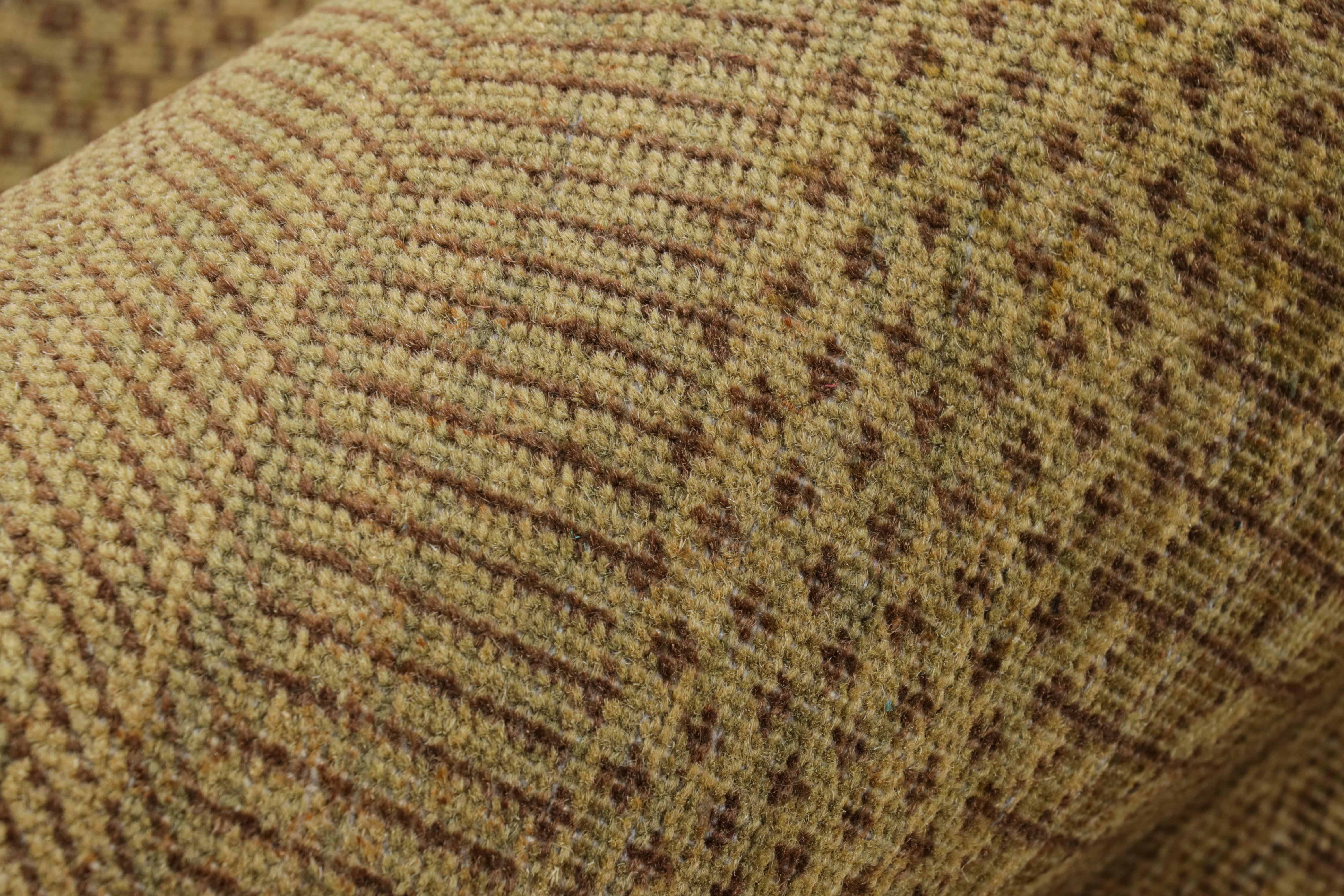 XXIe siècle et contemporain Rug & Kilim's Modern Textural Rug in Green, Brown and Gold Stripes and Striae (Tapis à rayures et à bandes vertes, brunes et dorées) en vente