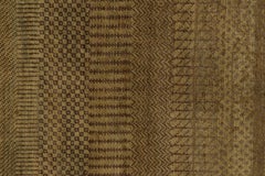 Rug & Kilim's Modern Textural Rug in Green, Brown and Gold Stripes and Striae (Tapis à rayures et à bandes vertes, brunes et dorées)