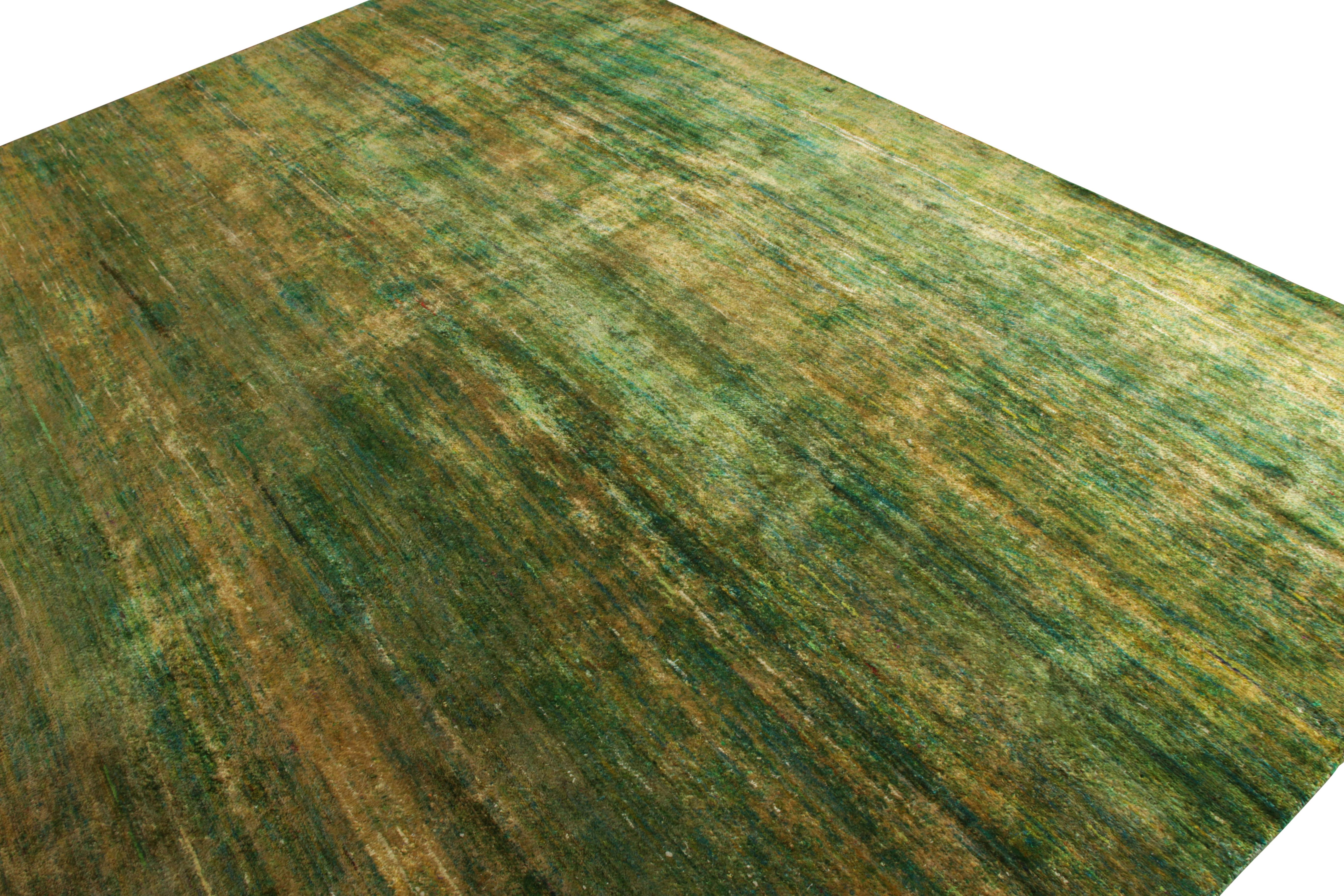 Indien Rug & Kilim - Tapis à texture moderne à rayures unies vertes et jaunes en vente
