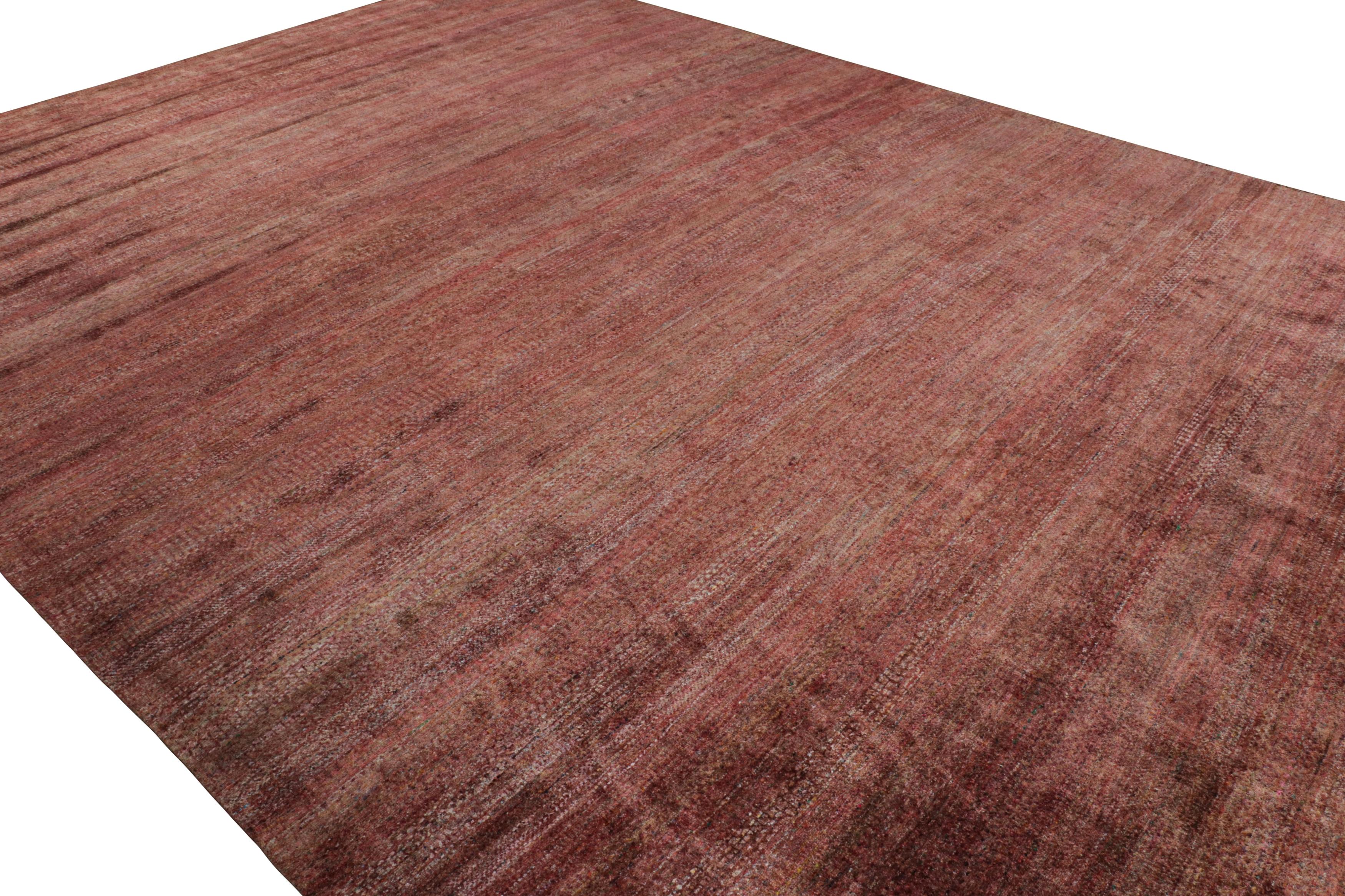 Alfombra de textura moderna Rug & Kilim en tonos rojos y estrías Anudado a mano en venta