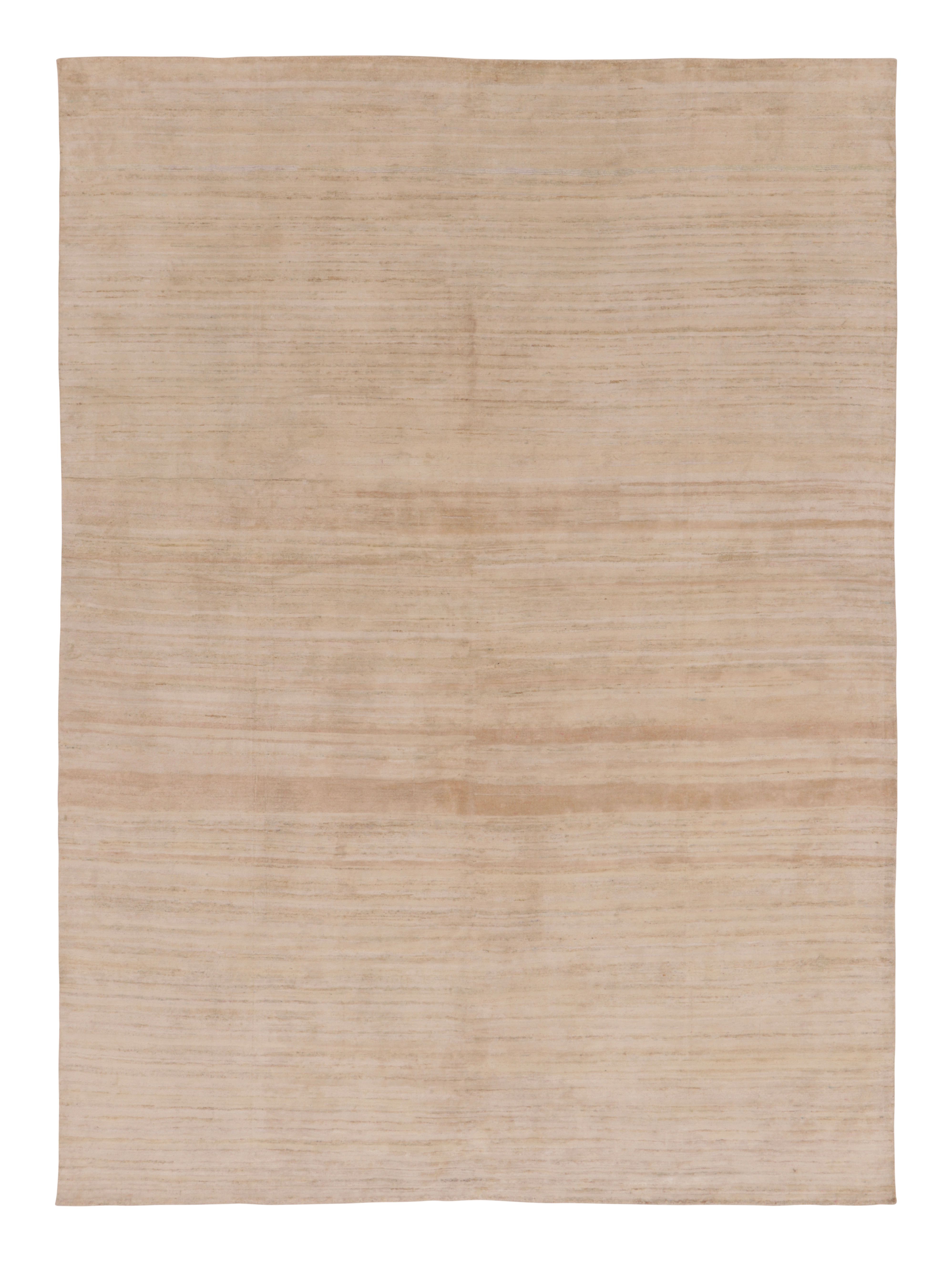 Rug 
Kilim’s Modern Textural Rug in Soft Ivory and Cream Striae