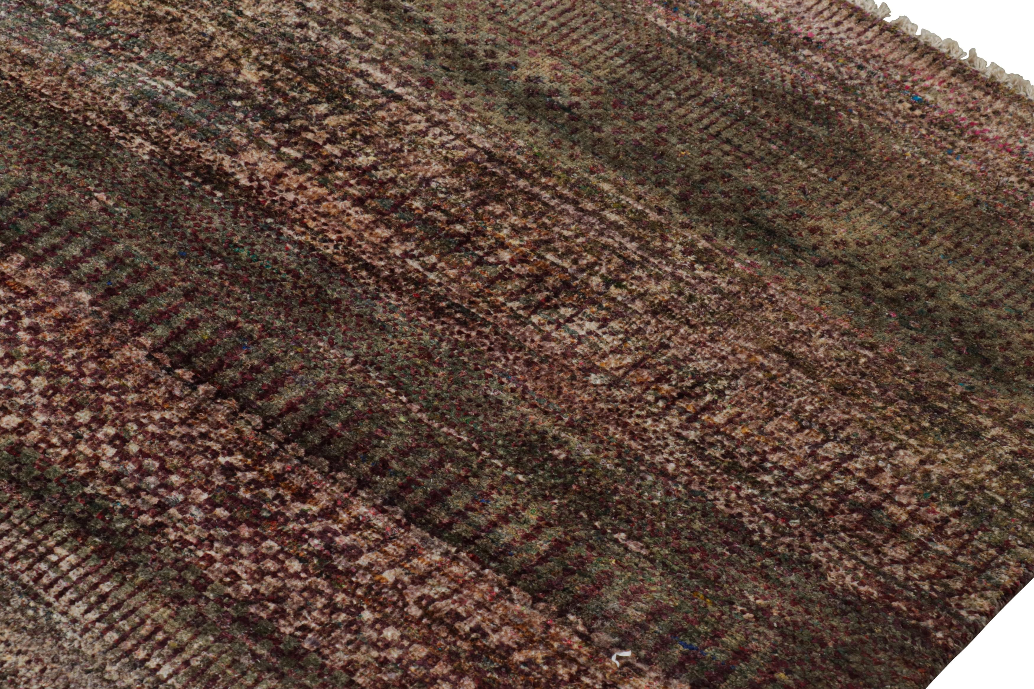 Silk Rug & Kilim’s Modern Textural Rug in Tones of Plum and Green For Sale