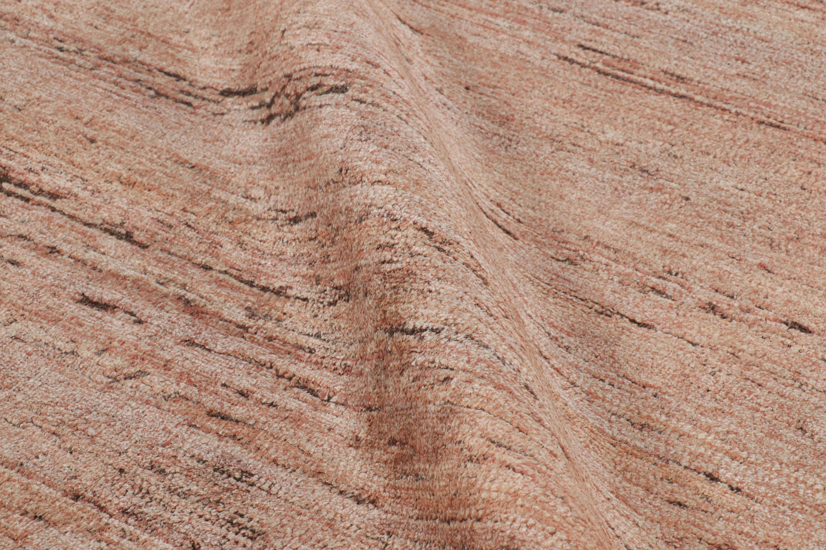 Silk Rug & Kilim’s Modern Textural Rug with Peach Pink and Beige Tones and Striae For Sale