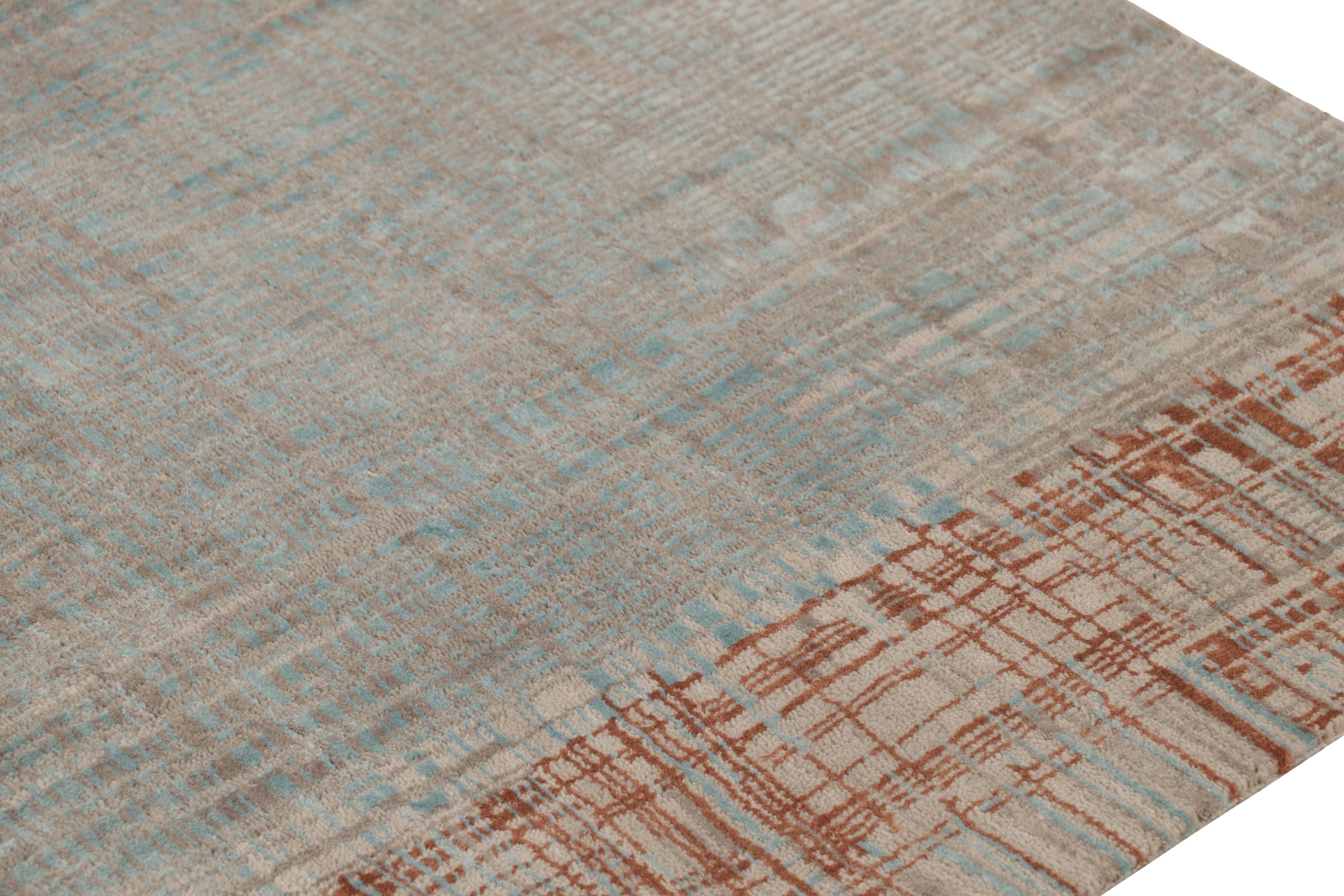 Moderne Tapis & Kilim's Modern Textural Runner in Beige & Blue Geometric Stripes & Striae en vente