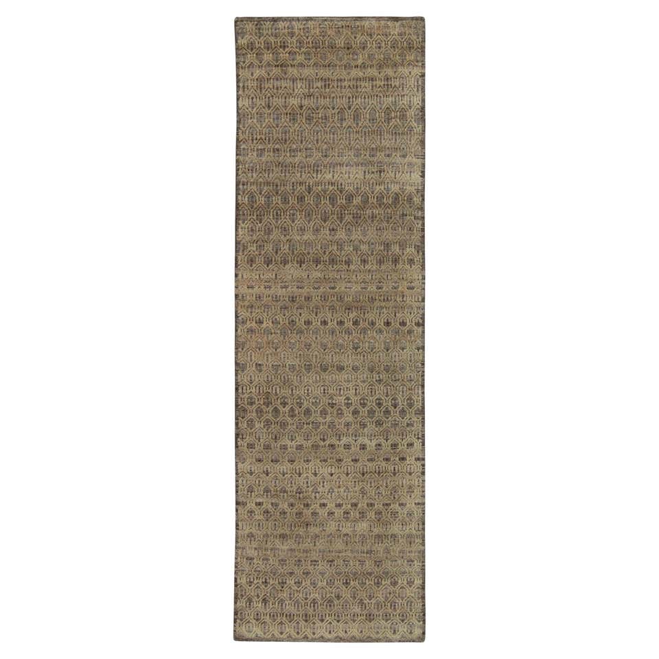 Modern Brown Textured Rug For Sale at 1stDibs