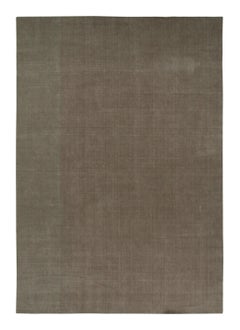 Rug & Kilim’s Modern Textural Solid Rug in Brown Tones