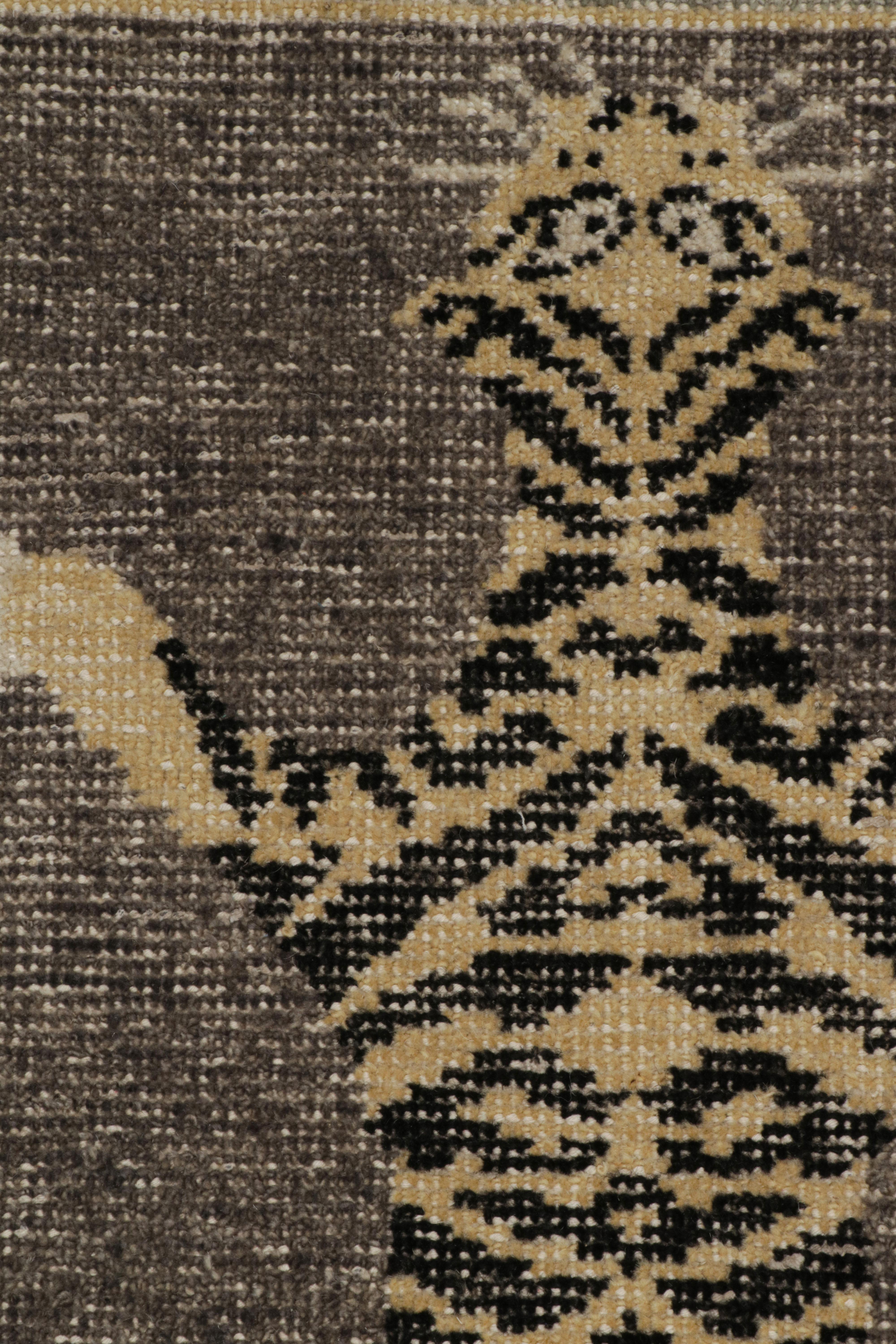 Rug & Kilim - Tappeto pittorico moderno in pelle di tigre in grigio, beige e nero In condizioni Nuovo in vendita a Long Island City, NY