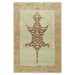 Rug & Kilim's Modernity Tiger Skin Accent Pictorial Rug in Green, Beige and Black (tapis d'accent en peau de tigre en vert, beige et noir)