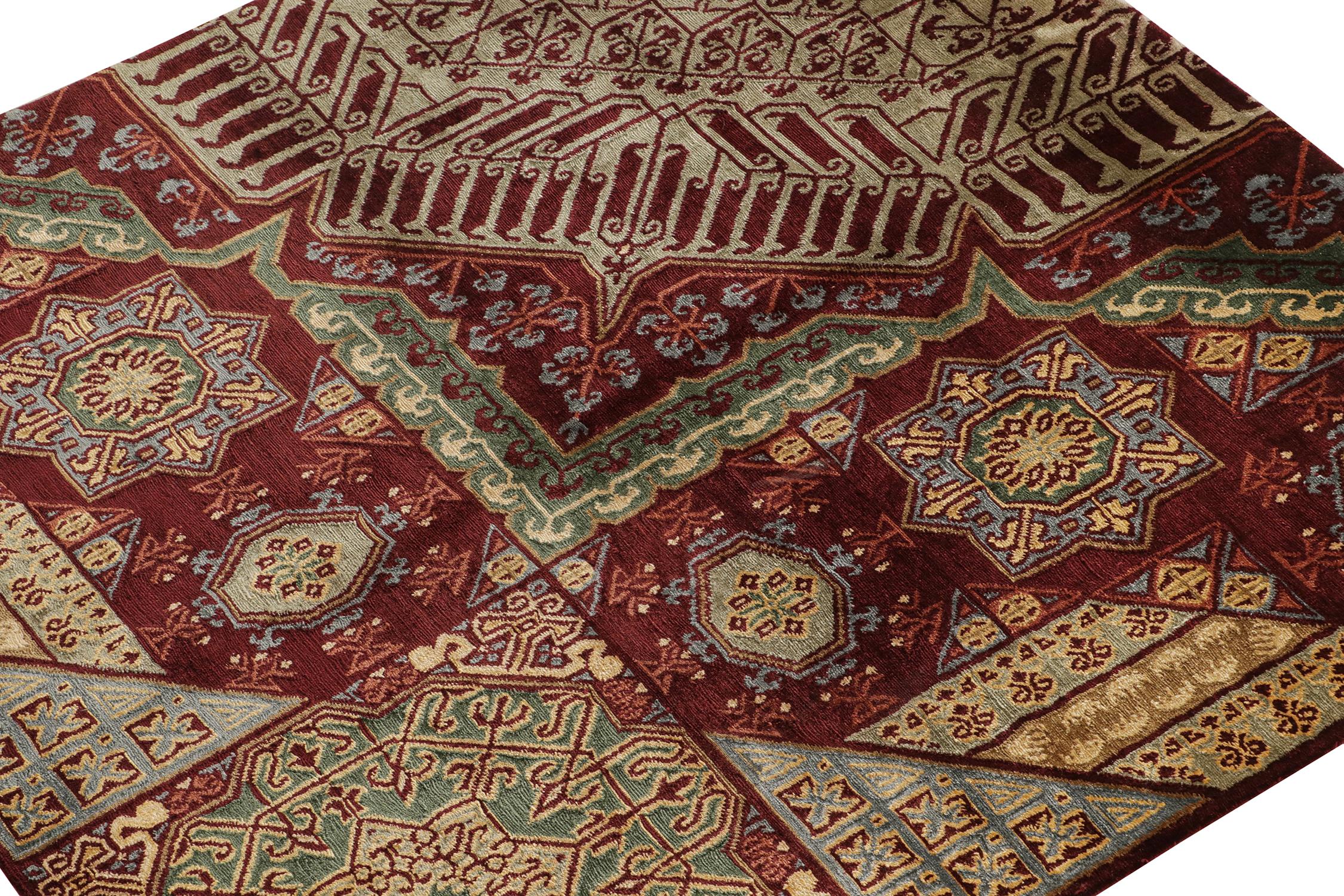 Rug & Kilim's Mogul Style Teppich in Rot und Grün mit geometrischen Mustern (Handgeknüpft) im Angebot