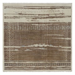 Rug & Kilim: Tappeto quadrato di ispirazione marocchina, geometria primitivista marrone e crema