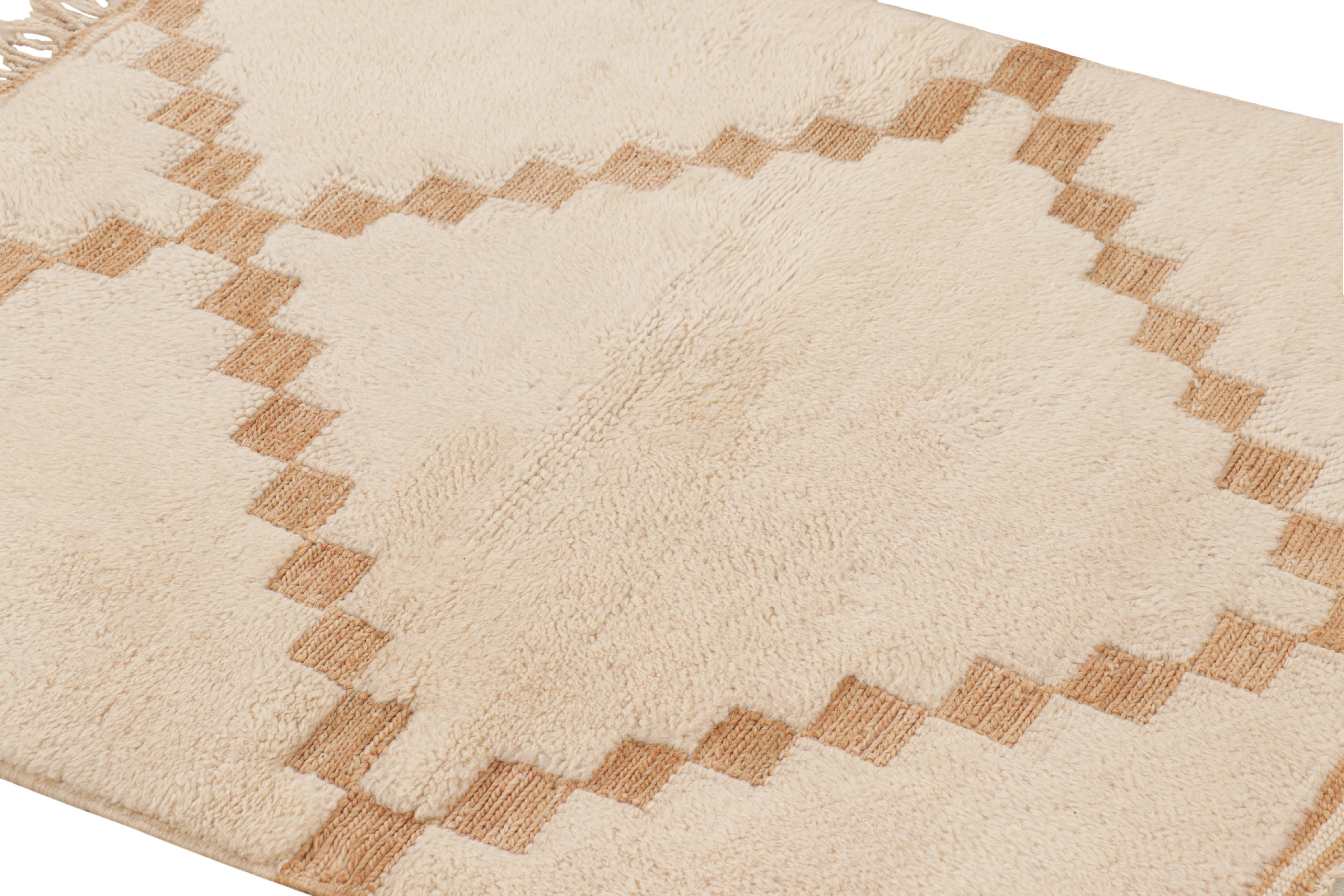 This hand-knotted wool 3x4 Moroccan rug by Rug 
Kilim represents an exciting new line of contemporary tribal rugs. Its design represents some of the most devoted nomadic weavers in rural Morocco, both keeping a rich tradition alive and helping