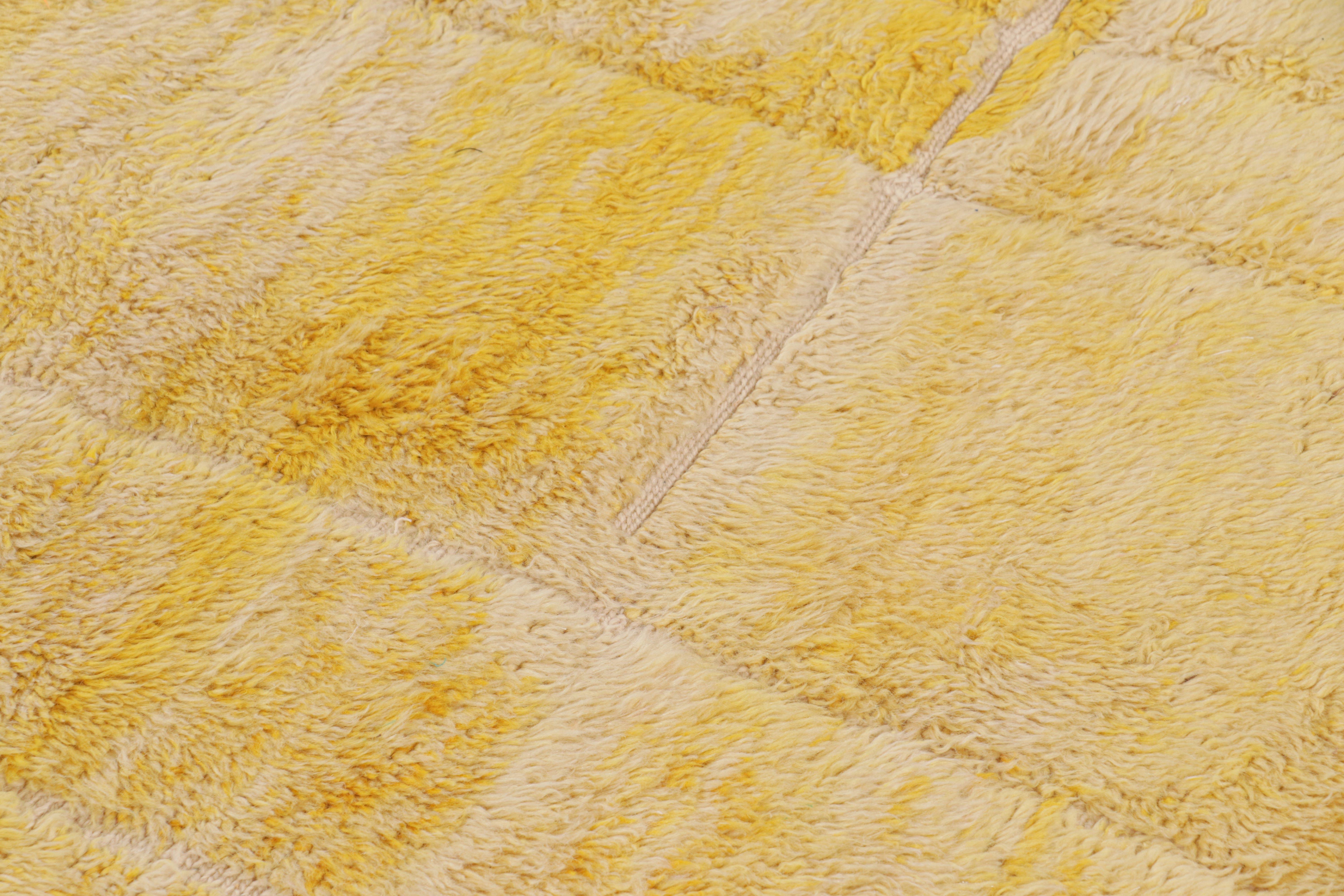Modern Rug & Kilim’s Moroccan Runner Rug in Yellow & Beige Striae and Striped Patterns For Sale