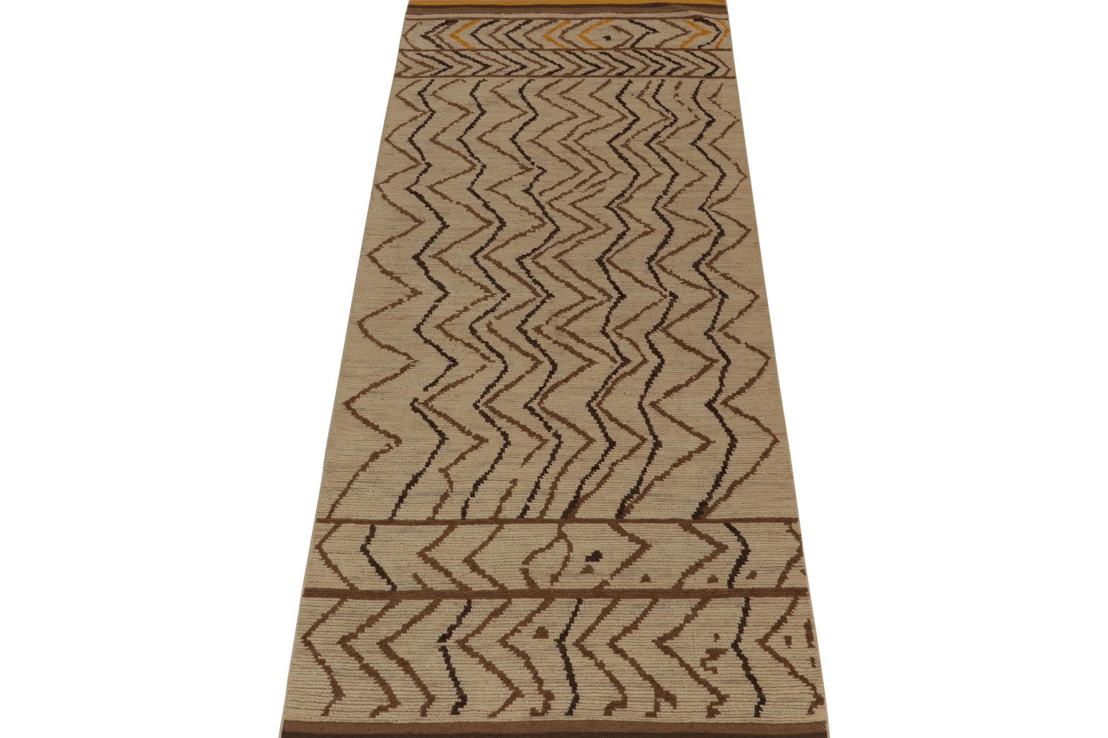 Tribal Rug & Kilim’s Moroccan Style Rug in Beige-Brown Chevrons with Gold Accents For Sale