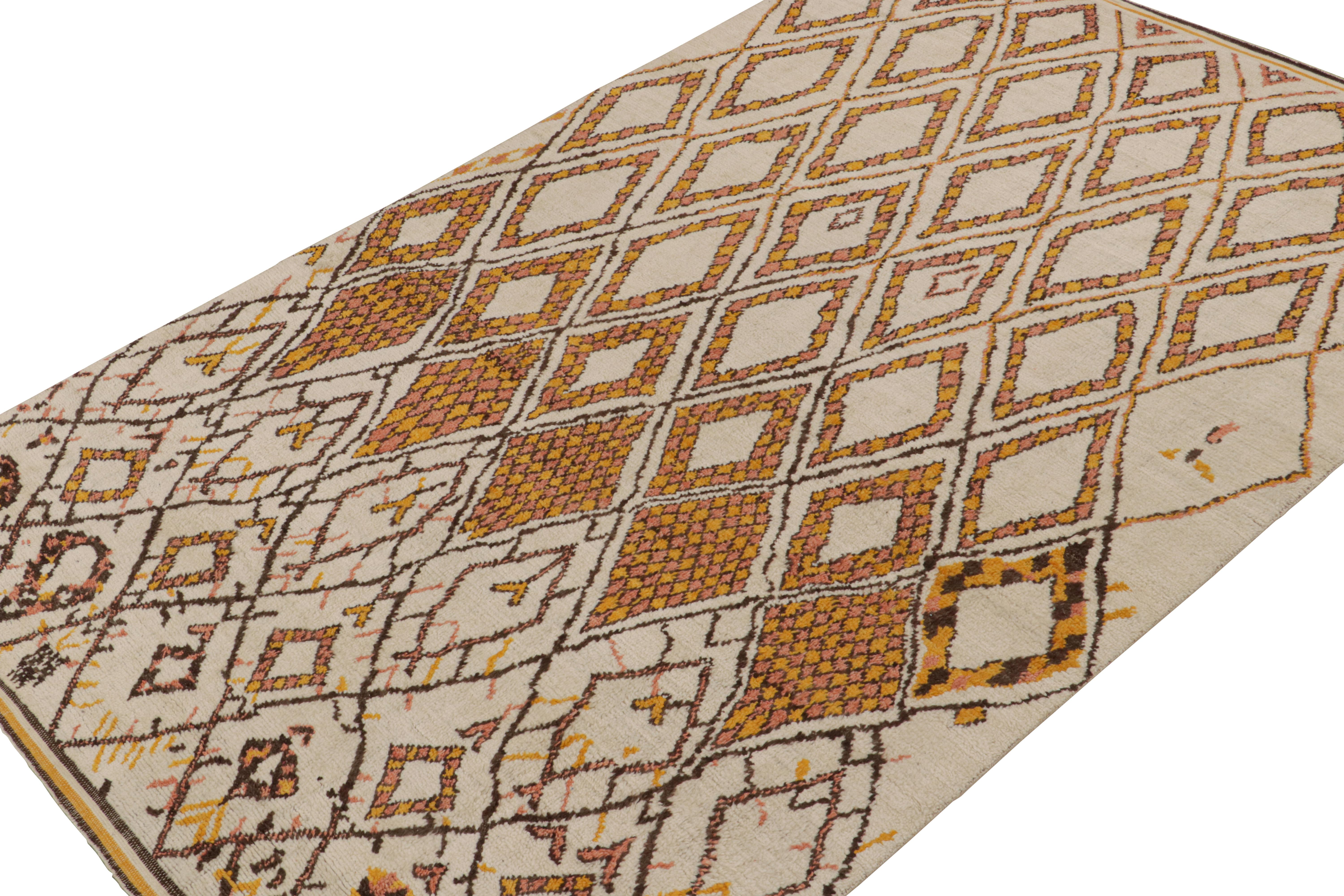 Hand-knotted in wool, this 8x12 rug is a new addition to the Moroccan Collection by Rug & Kilim. 

On the Design

This rug enjoys primitivist style with brown-gold patterns on a cream backdrop. Connoisseurs will admire this as a modern take on the