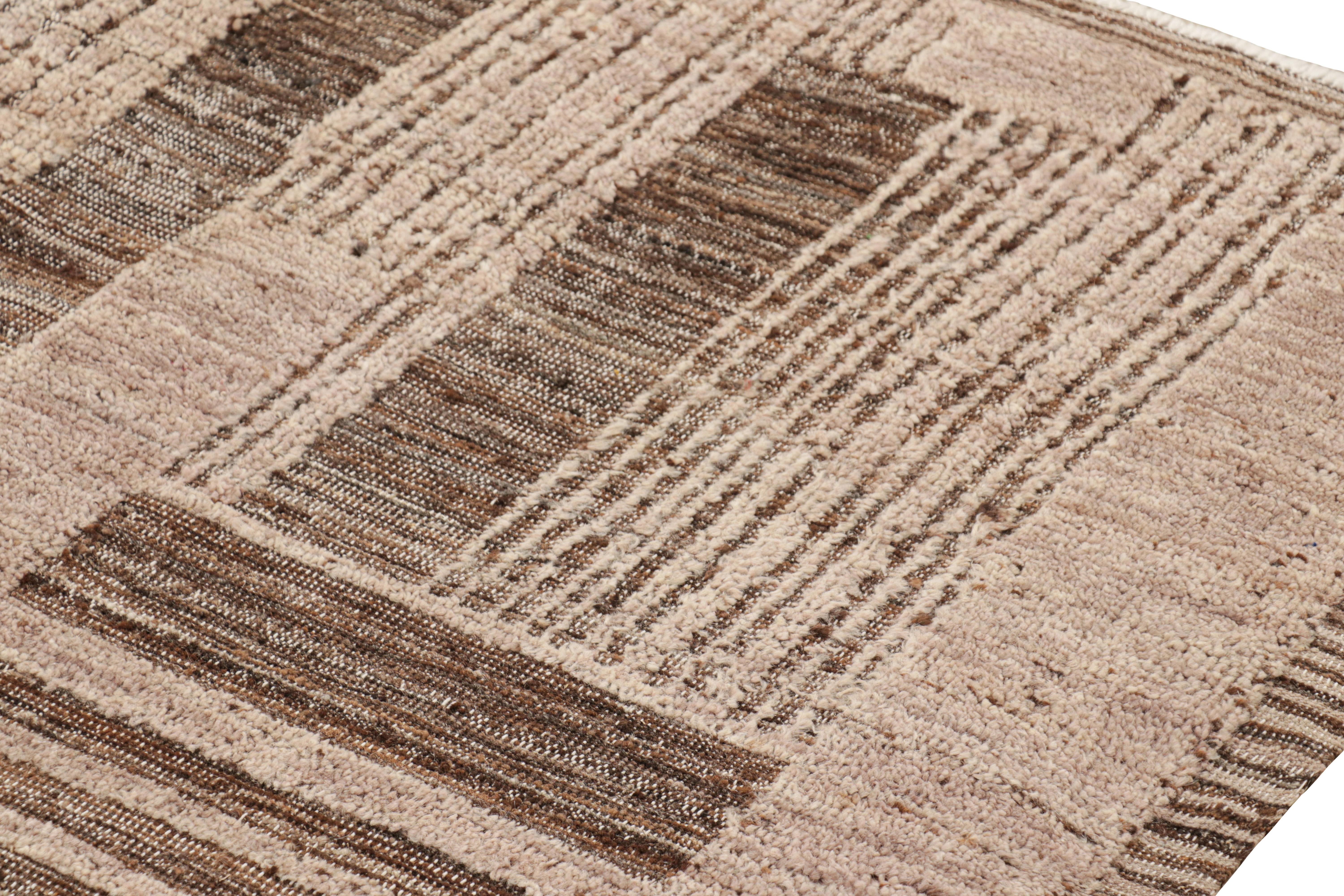 Modern Rug & Kilim’s Moroccan Style Rug in Beige-Brown with Geometric Patterns For Sale