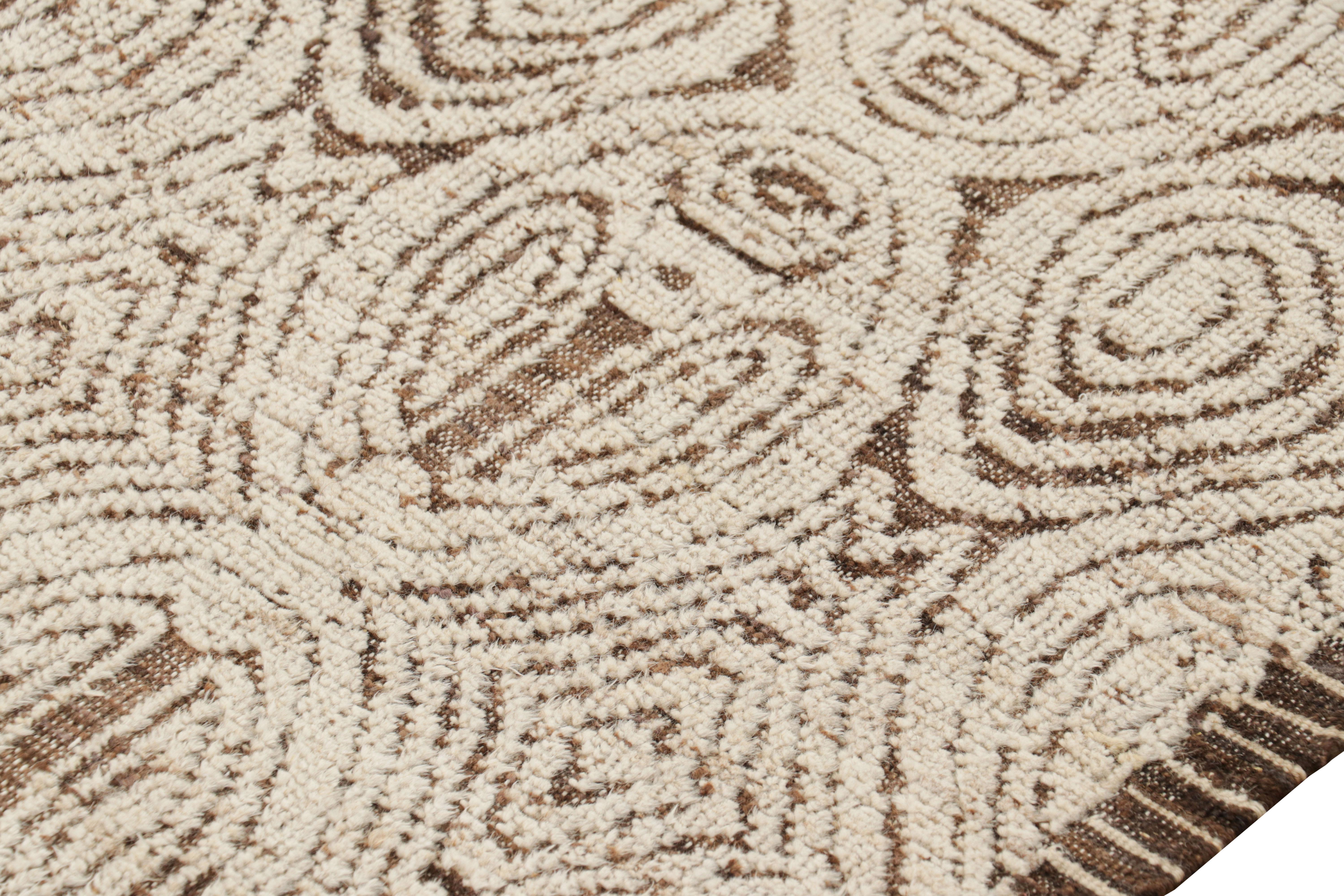 Rug & Kilim’s Moroccan Style Rug in Beige-Brown with Geometric Patterns In New Condition For Sale In Long Island City, NY