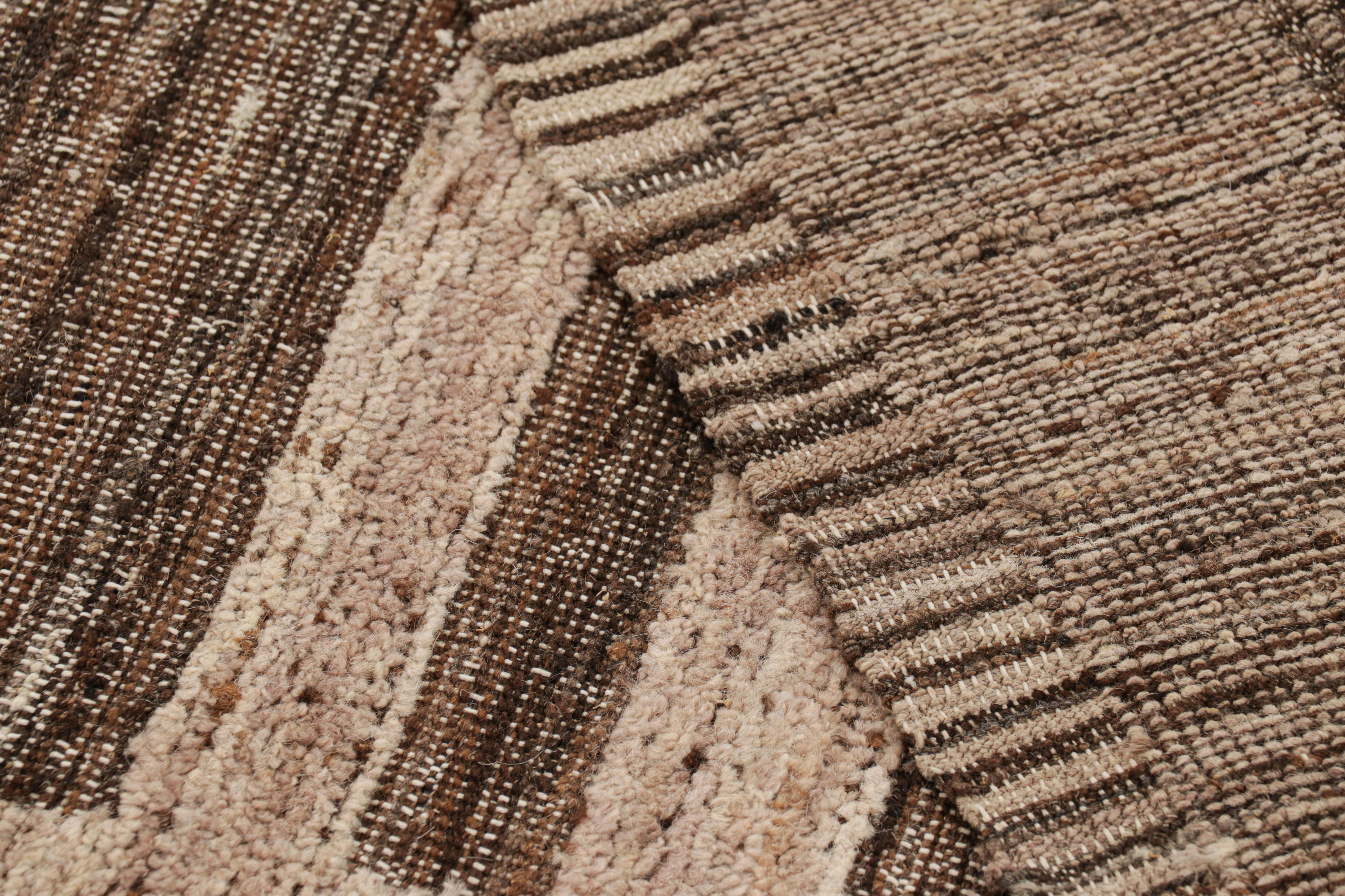 Contemporary Rug & Kilim’s Moroccan Style Rug in Beige-Brown with Geometric Patterns For Sale