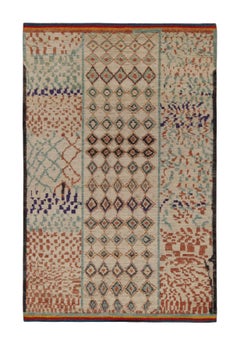 Tapis et tapis de style marocain de Kilim à motifs géométriques beiges, rouges et bleus