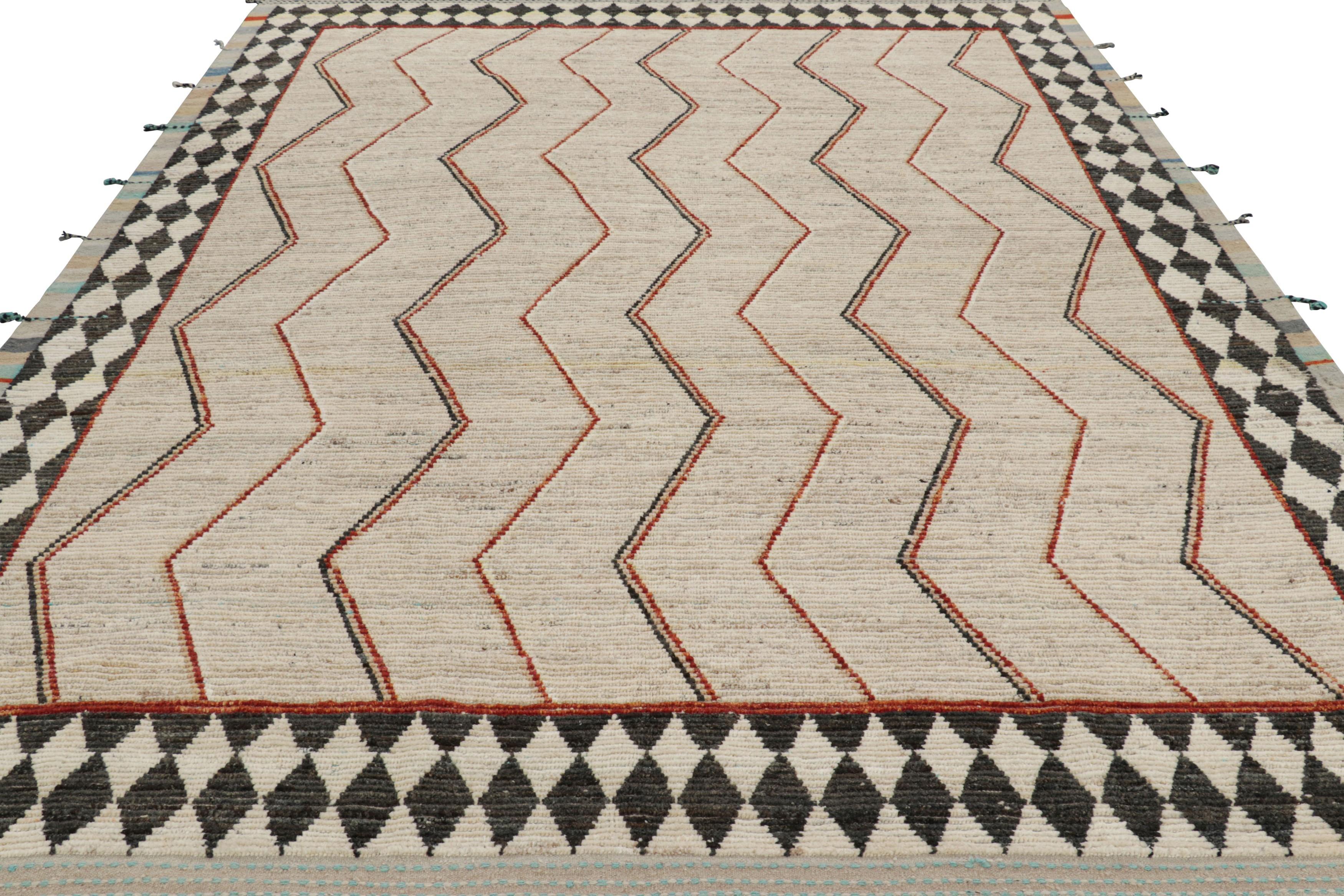 Alfombra de estilo marroquí Rug & Kilim en beige con motivos geométricos Tejido a mano en venta