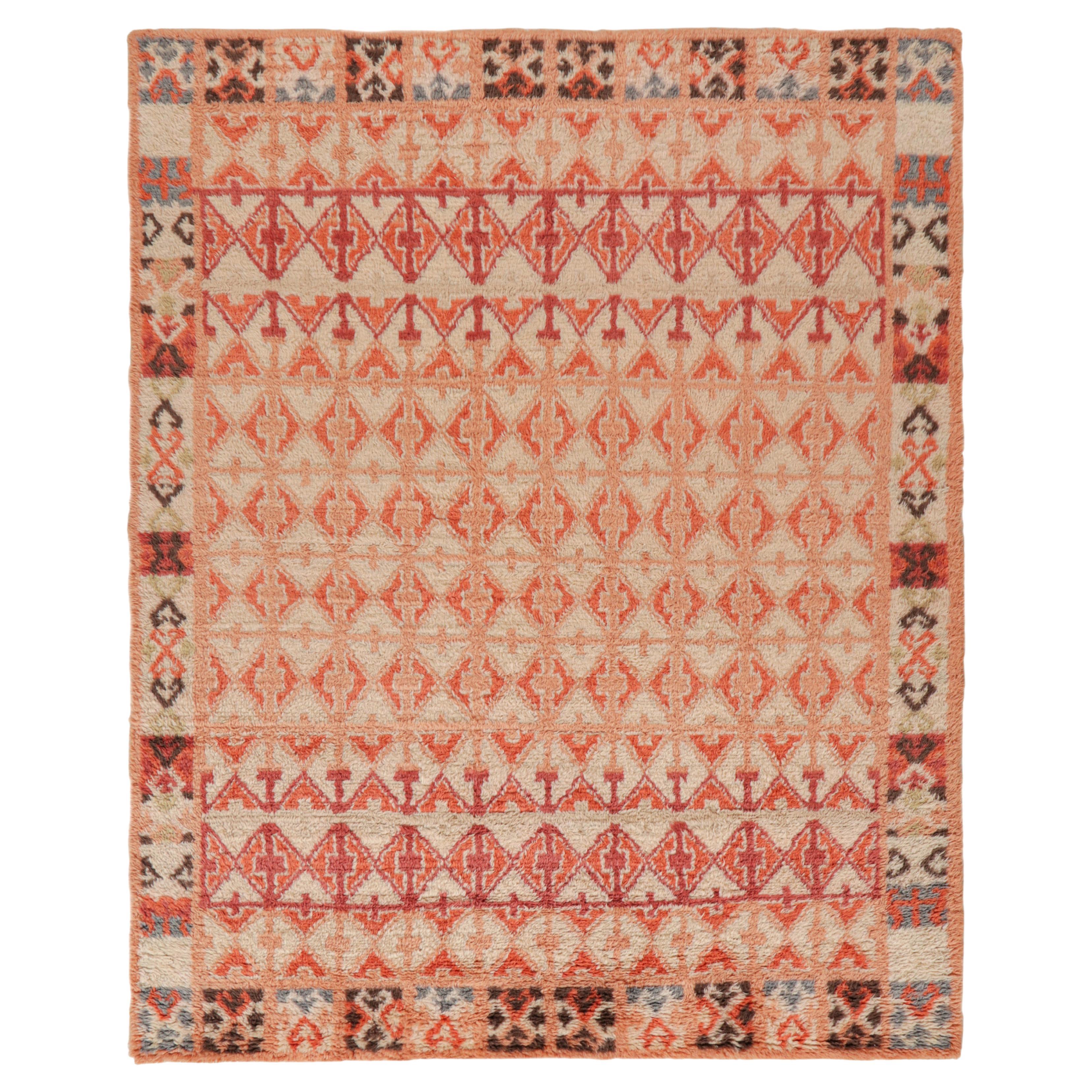 Rug & Kilim’s Moroccan Style Rug in Beige with Geometric Patterns For Sale