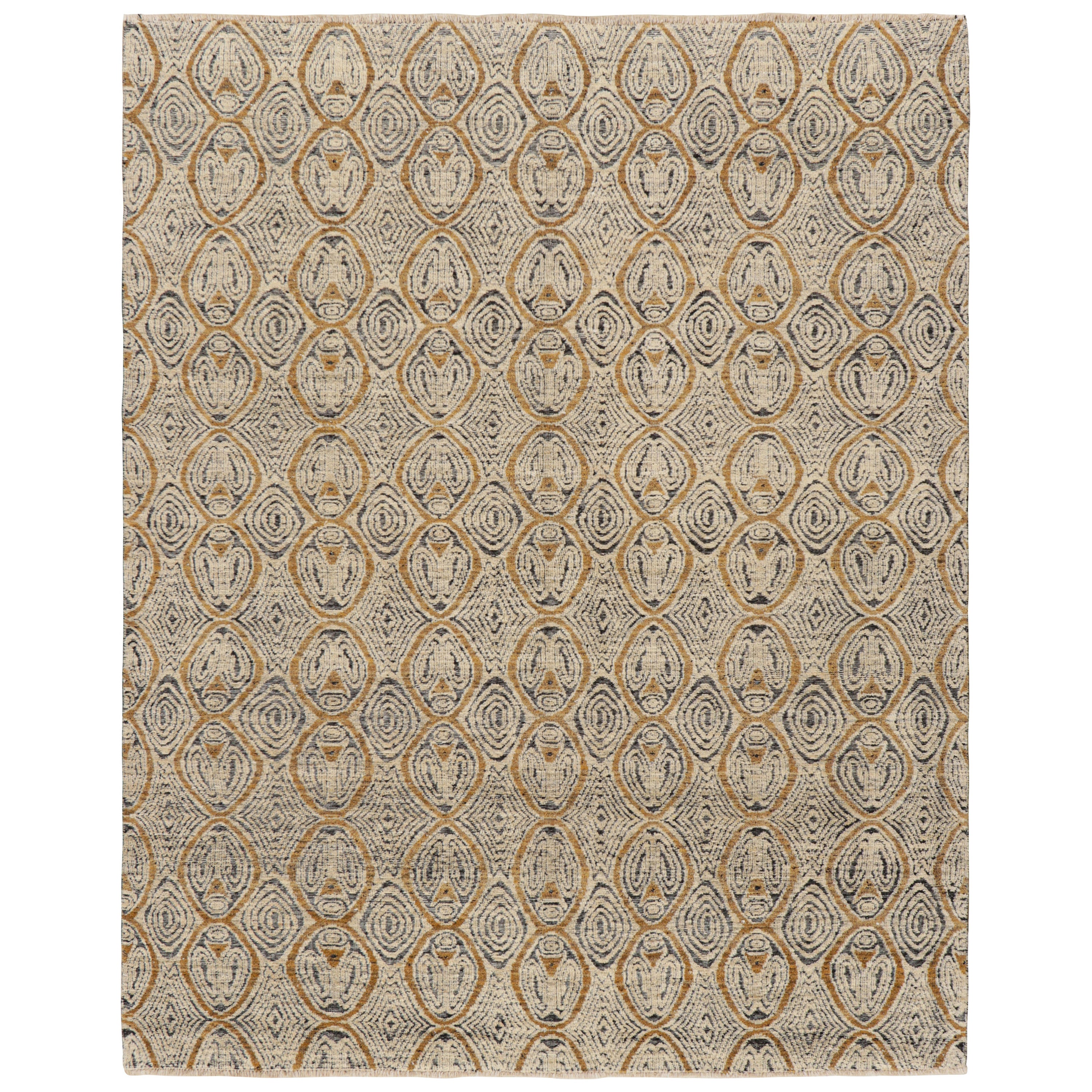 Rug & Kilim’s Moroccan Style Rug in Cream White and Gold Geometric Patterns