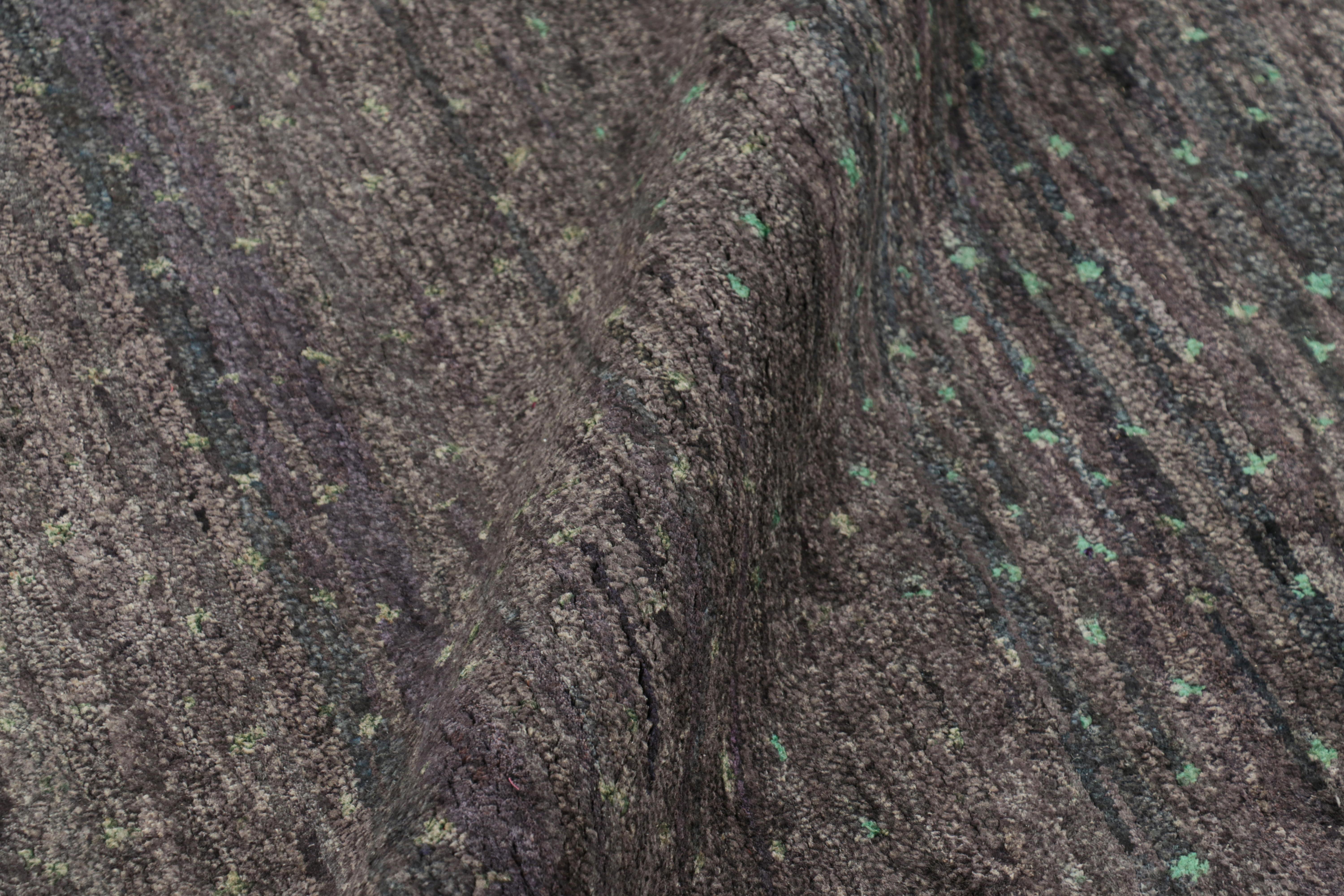 Rug & Kilim's marokkanischer Teppich in Grau mit blauen All-Over-Mustern (Wolle) im Angebot