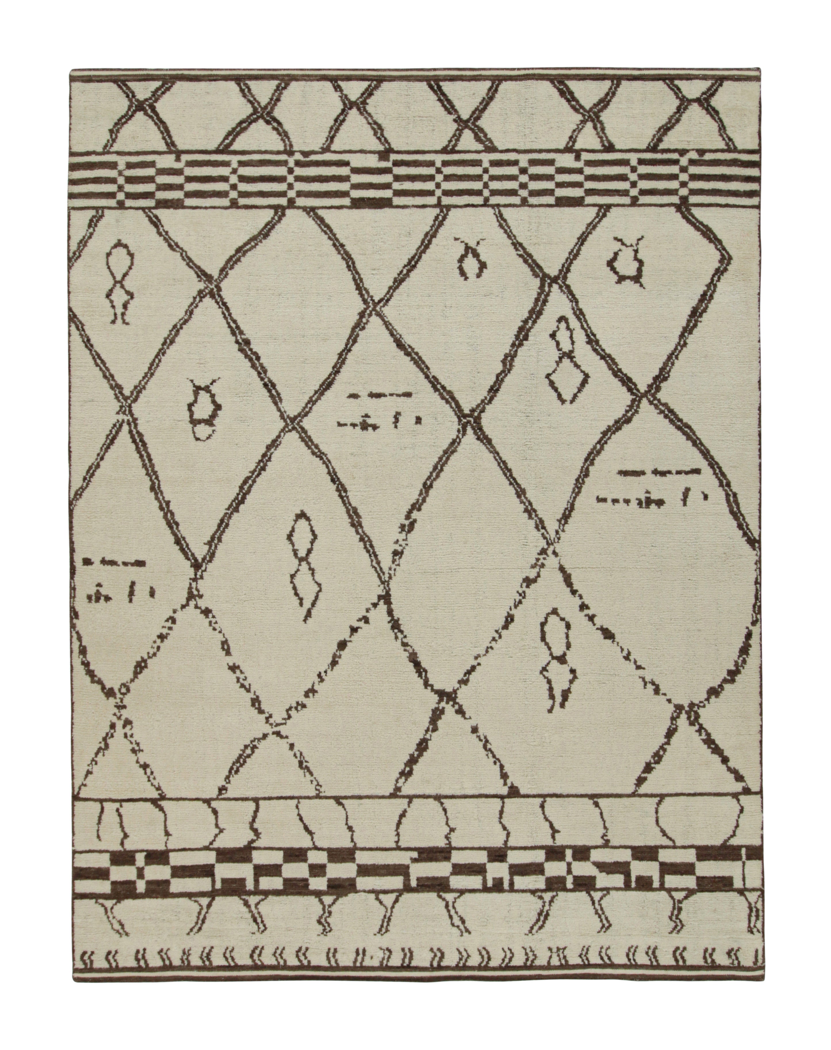 Rug & Kilim’s Moroccan Style Rug in Off-White with Brown Geometric Pattern