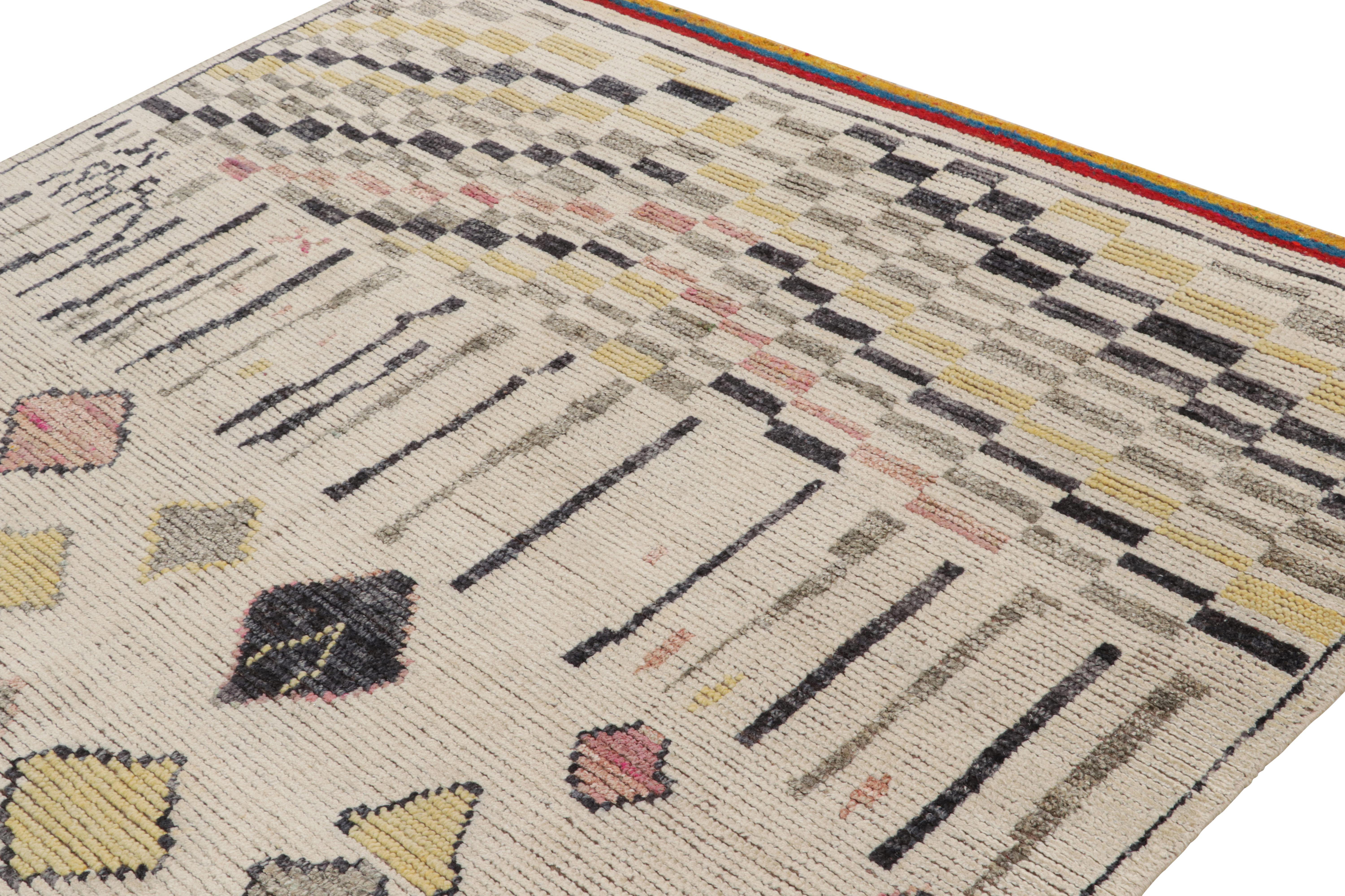 Hand-Knotted Rug & Kilim’s Moroccan Style Rug in White, Gold and Grey Geometric Pattern For Sale