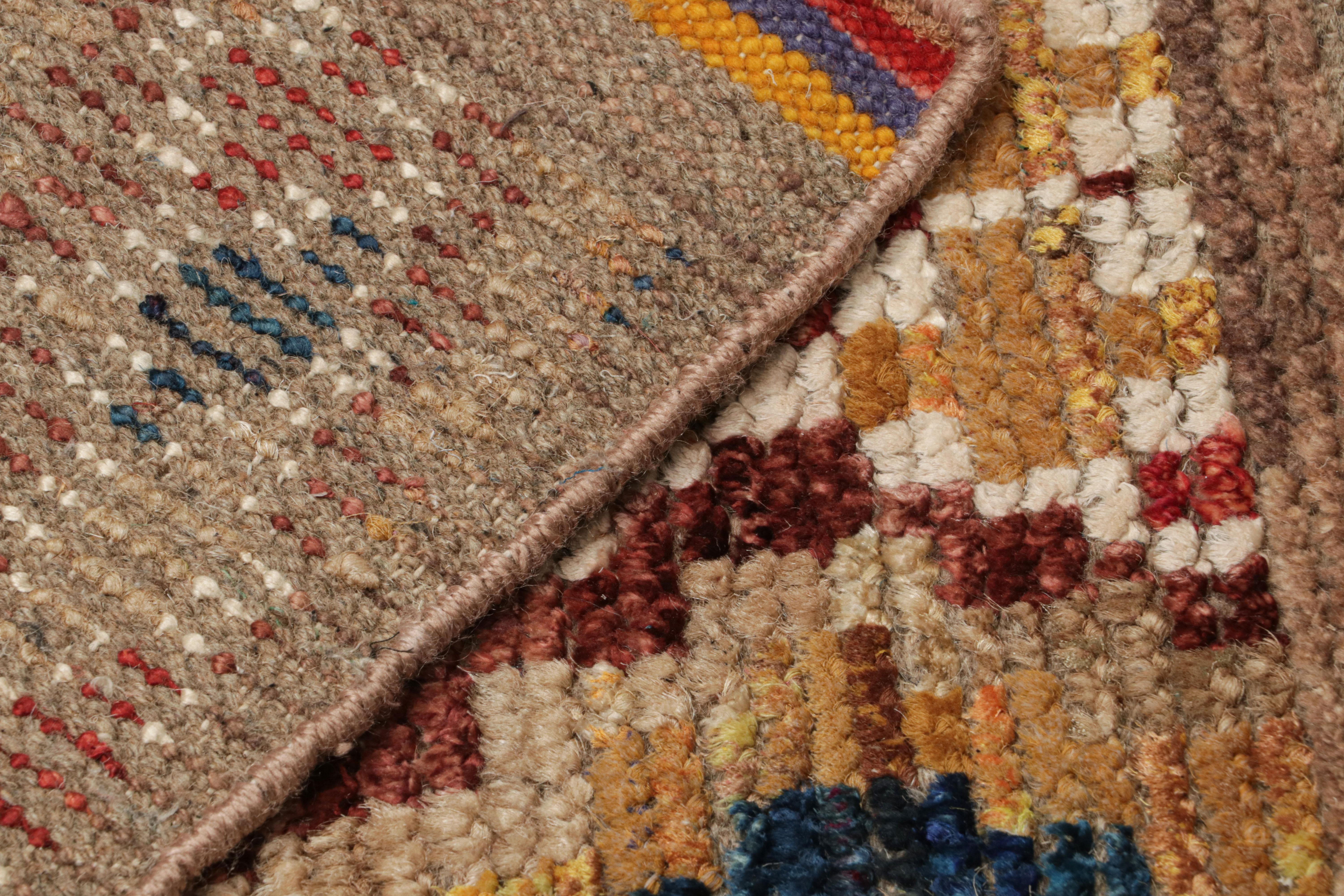 Rug & Kilim's Marokkanischer Teppich mit geometrischen Rautenmustern (21. Jahrhundert und zeitgenössisch) im Angebot